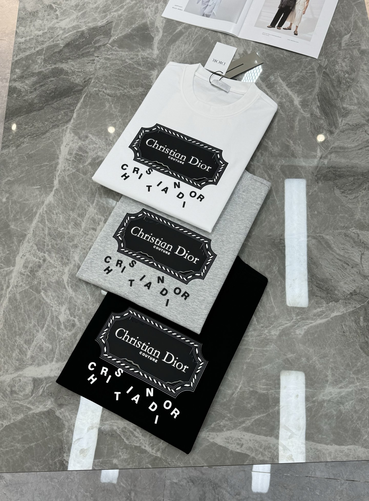 Dior*迪奥25s新款潮牌T恤.男女同款！经典刀片字母造型.立体烫画工艺.凸凹感视觉感受超前！悬垂感强