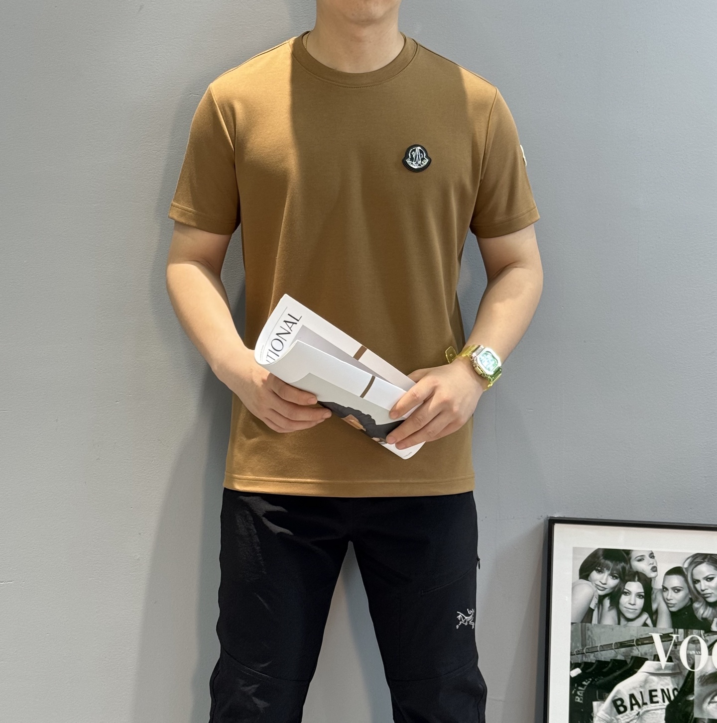 Moncle*蒙口25s新款莫代尔T恤.基础款推荐！胸口定制品牌图形logo皮牌.绣字经典小帽子绣花.质