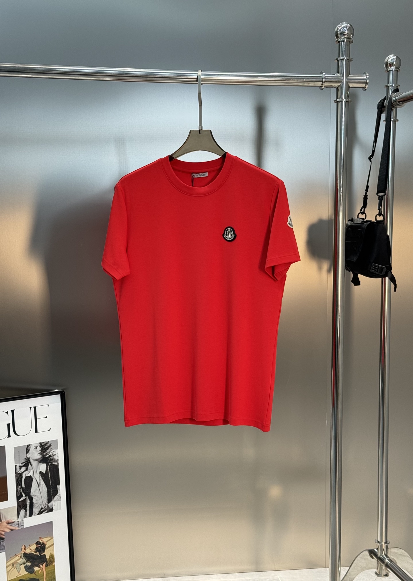 Moncle*蒙口25s新款莫代尔T恤.基础款推荐！胸口定制品牌图形logo皮牌.绣字经典小帽子绣花.质