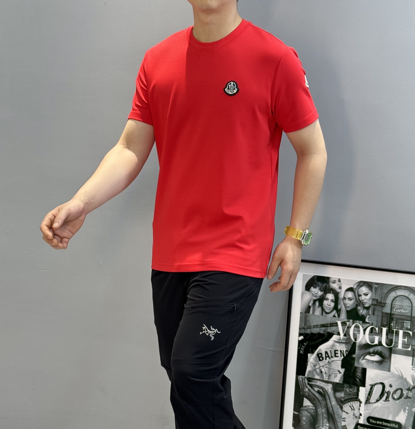 Moncle*蒙口25s新款莫代尔T恤.基础款推荐！胸口定制品牌图形logo皮牌.绣字经典小帽子绣花.质