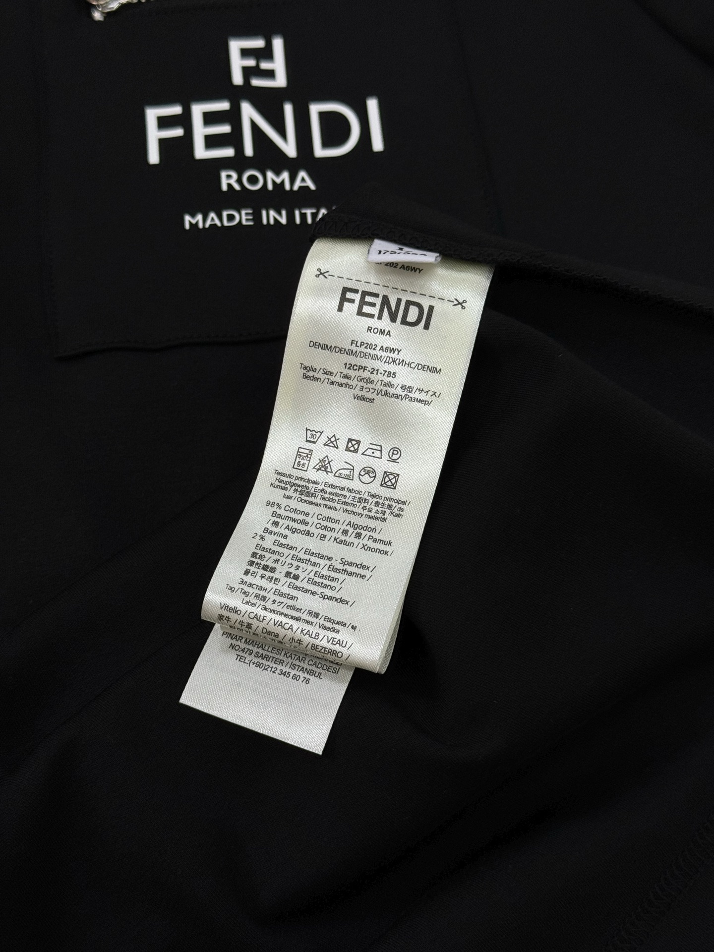 FENDI芬迪25s新品男士圆领短袖.莫代尔加厚款！搭载Fendi-LOGO.原版五金拉链口袋设计.下摆