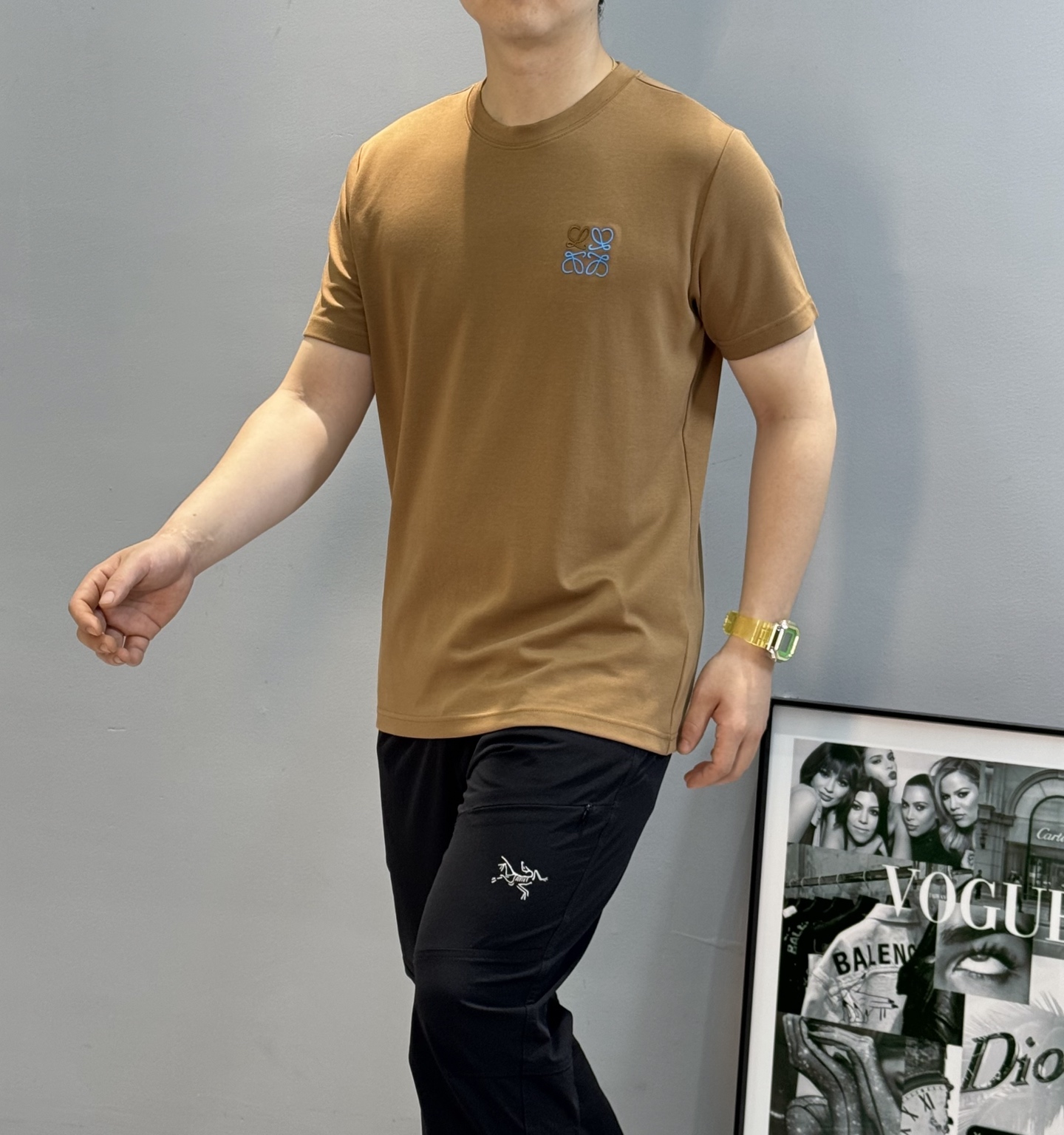 LOEW*E罗意威24m5s新品莫代尔T恤.原单推荐！新色系.基础款绣花品牌图形.简单高级.辨识度颇具鲜