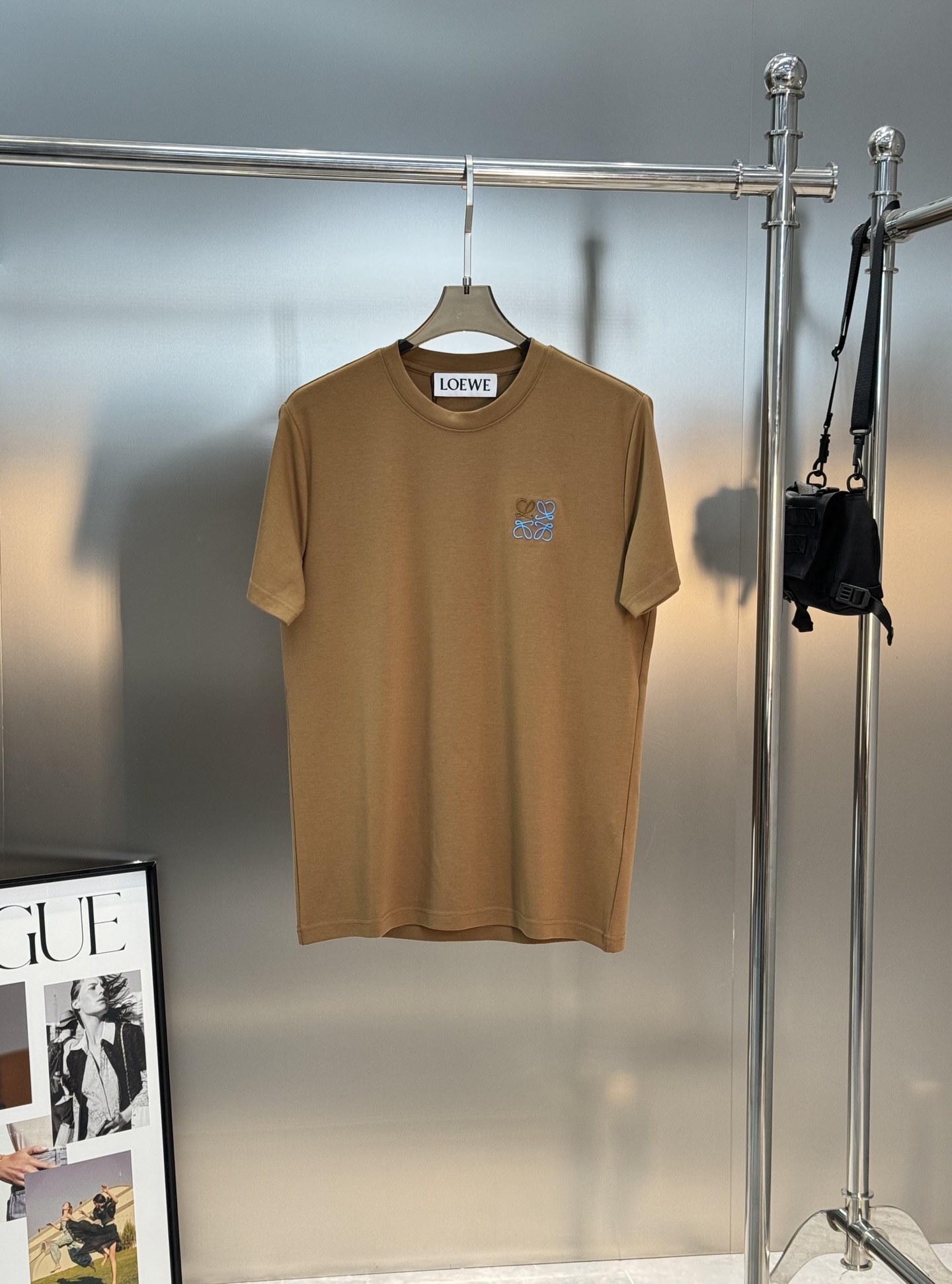 LOEW*E罗意威24m5s新品莫代尔T恤.原单推荐！新色系.基础款绣花品牌图形.简单高级.辨识度颇具鲜