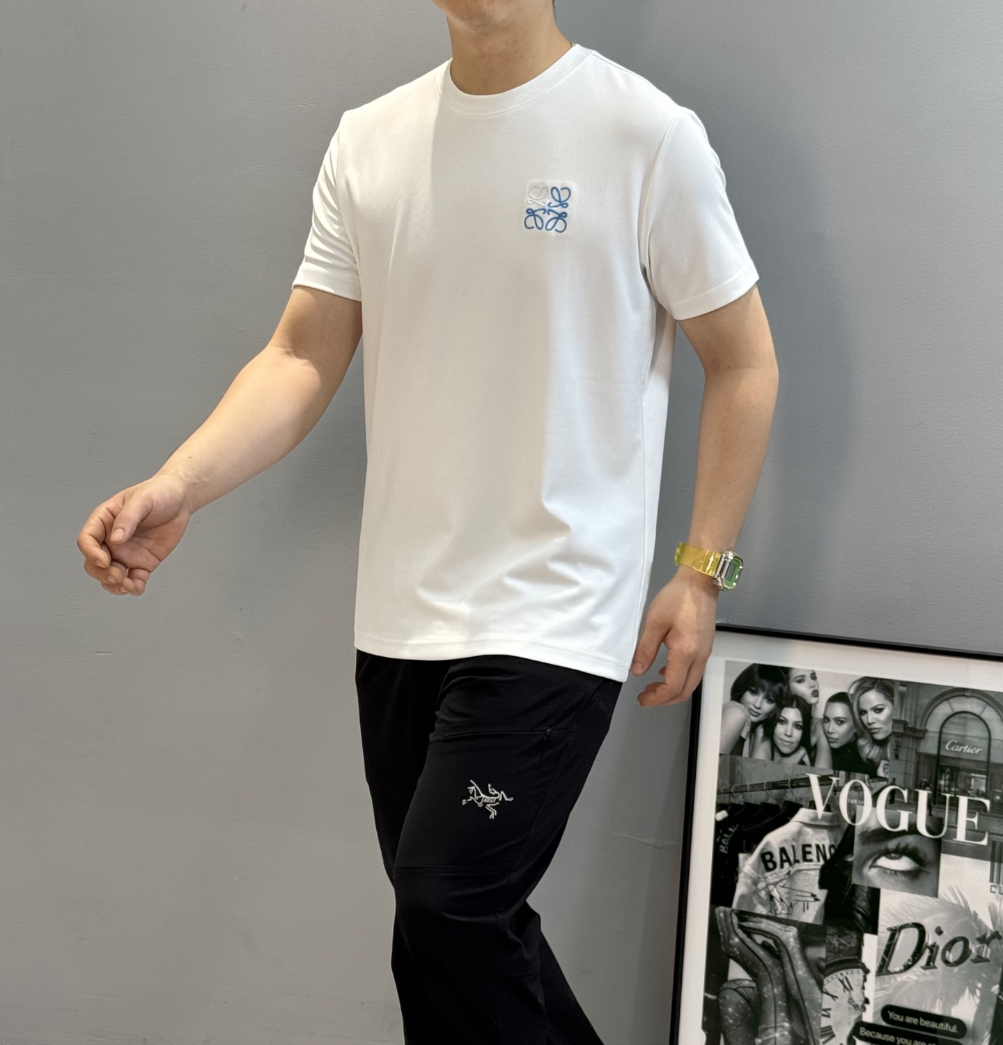 LOEW*E罗意威24m5s新品莫代尔T恤.原单推荐！新色系.基础款绣花品牌图形.简单高级.辨识度颇具鲜