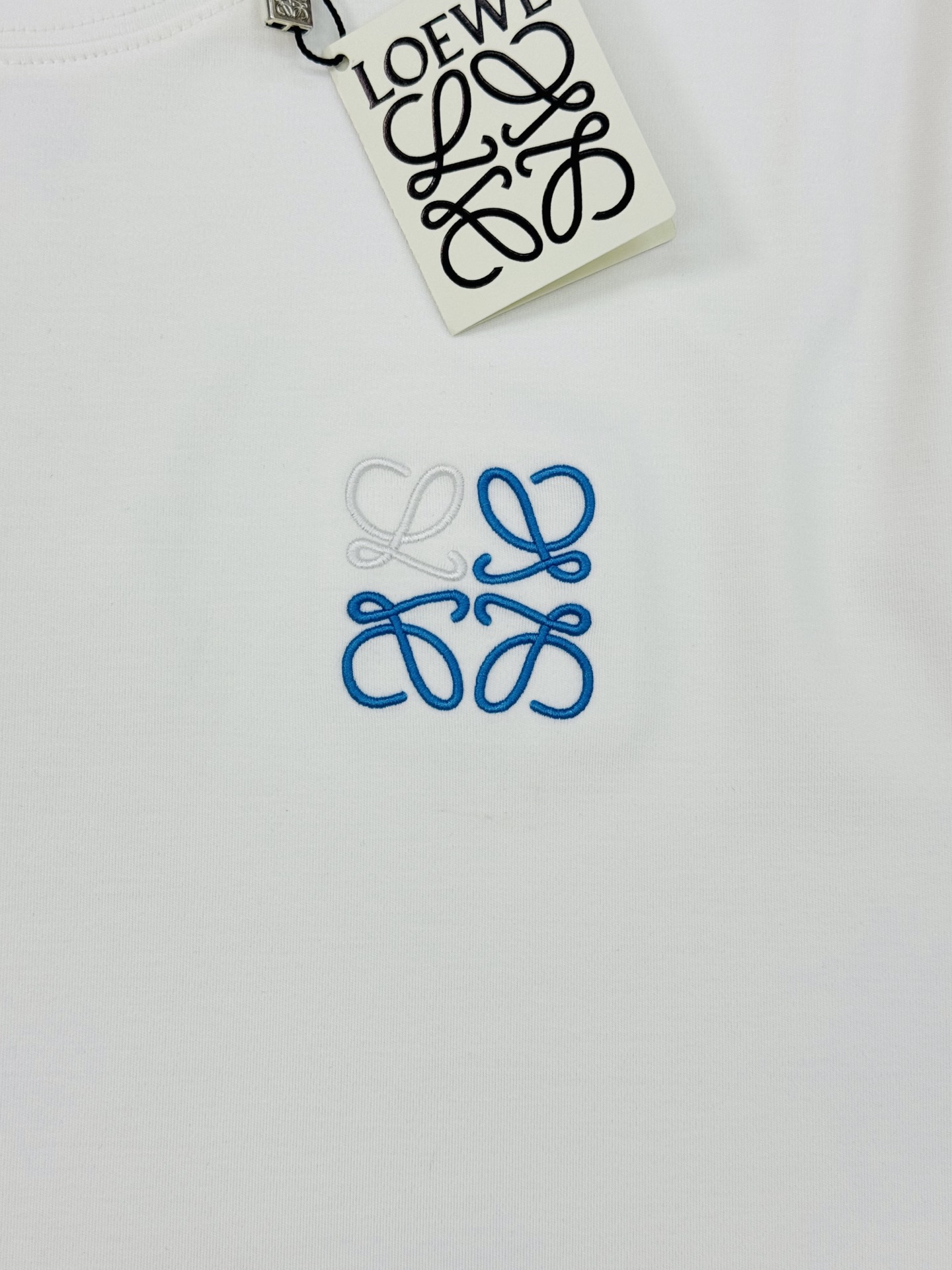 LOEW*E罗意威24m5s新品莫代尔T恤.原单推荐！新色系.基础款绣花品牌图形.简单高级.辨识度颇具鲜
