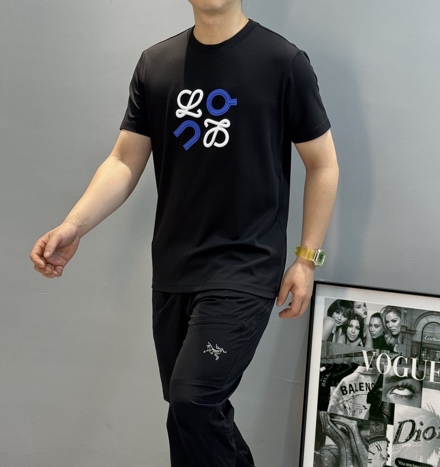 Loewe罗意威莫代尔新款T恤.原单品质！最新品牌标志性logo刺绣造型工艺.无可挑剔！简单高级.日常服