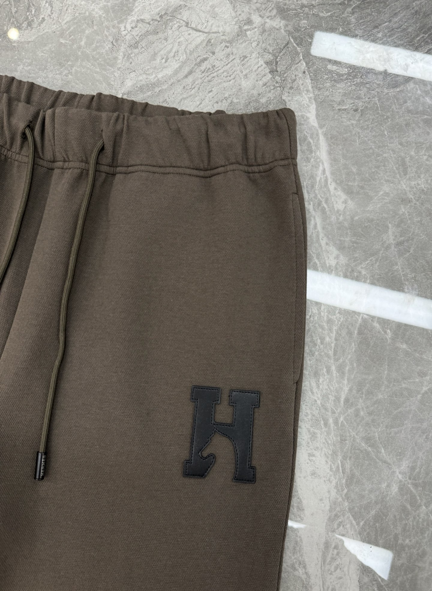 HERMES 25s Casual Tencel Set: Unisex Sportswear with H Leather Logo 4 i1755845204484 1468 0 5