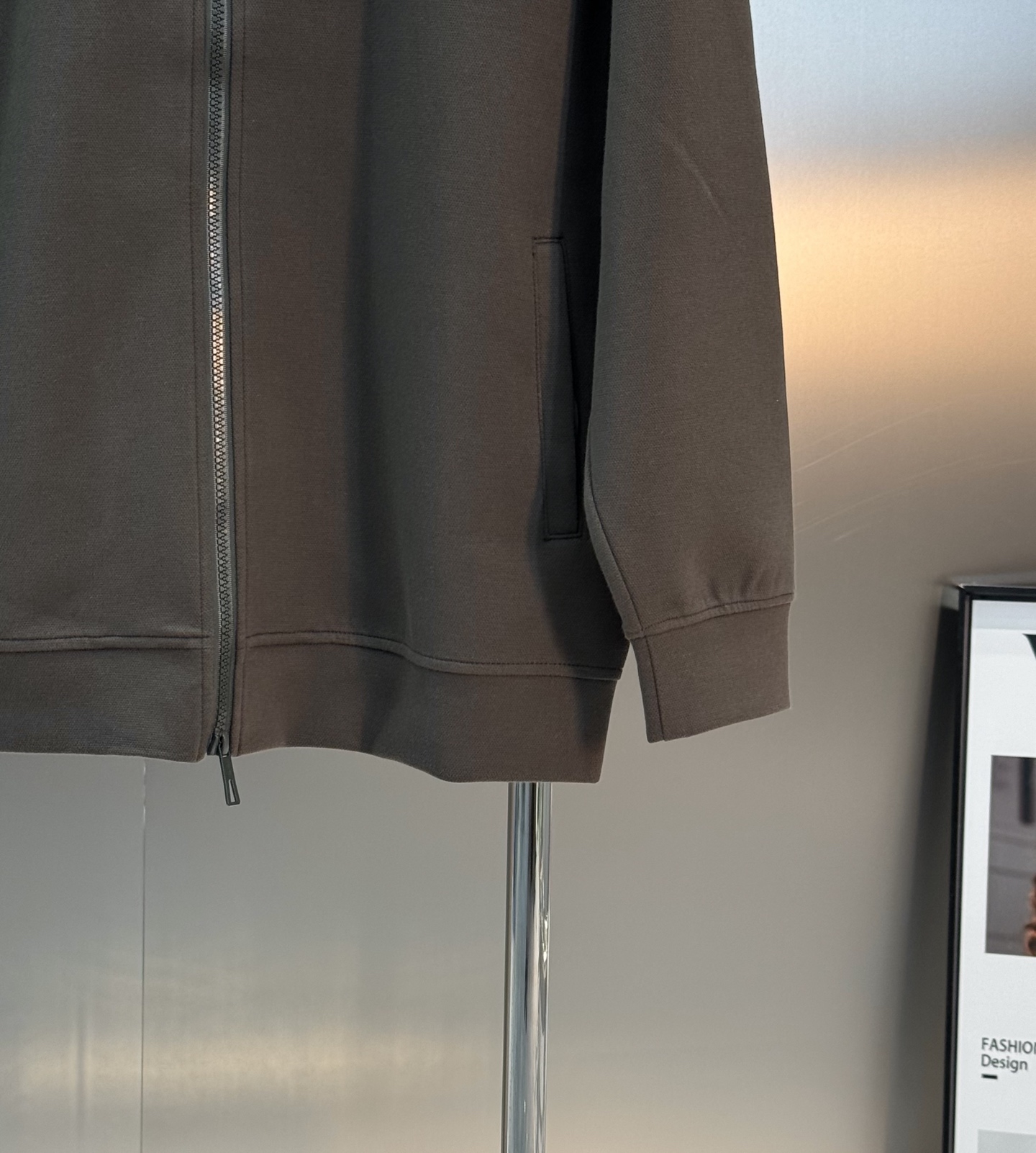 HERMES 25s Casual Tencel Set: Unisex Sportswear with H Leather Logo 9 i1755845225078 9355 0 8