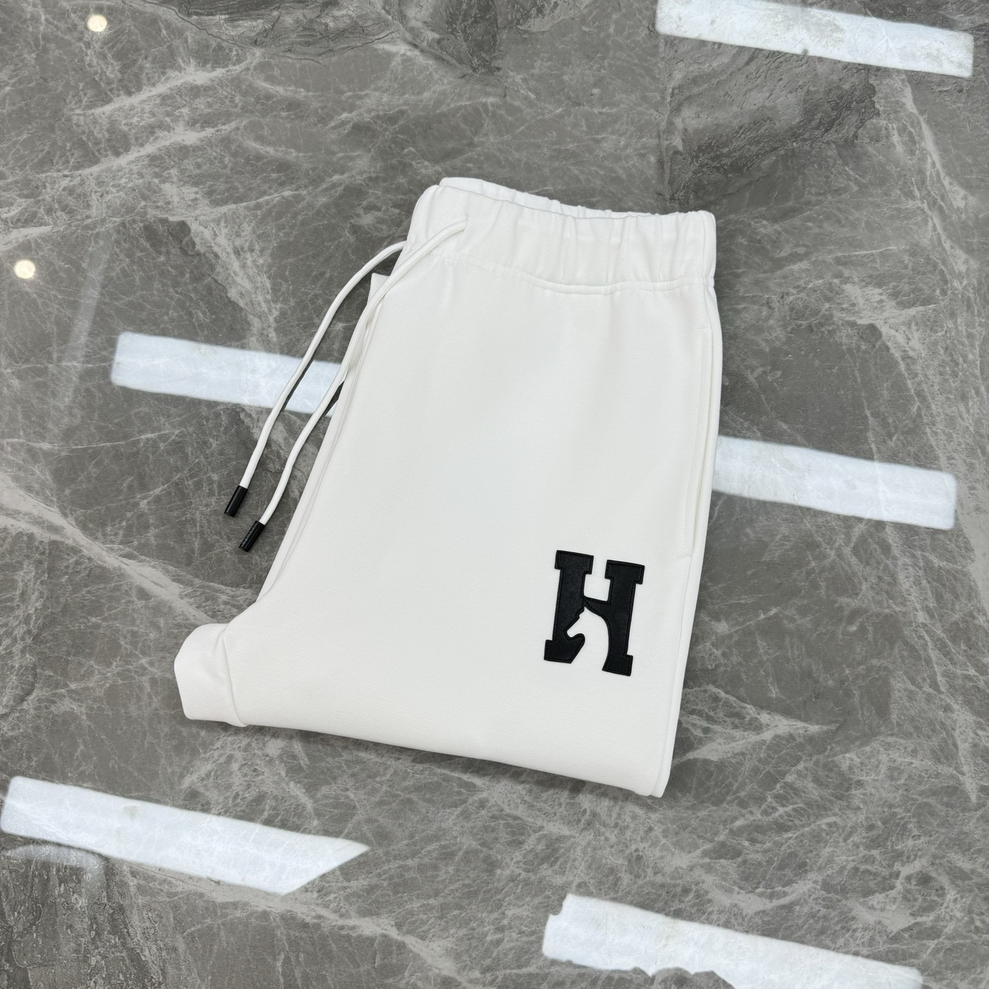 HERMES 25S New Casual Tencel Suit: Unisex Sportswear with H Leather Logo 10 i1755845254585 9247 0 9