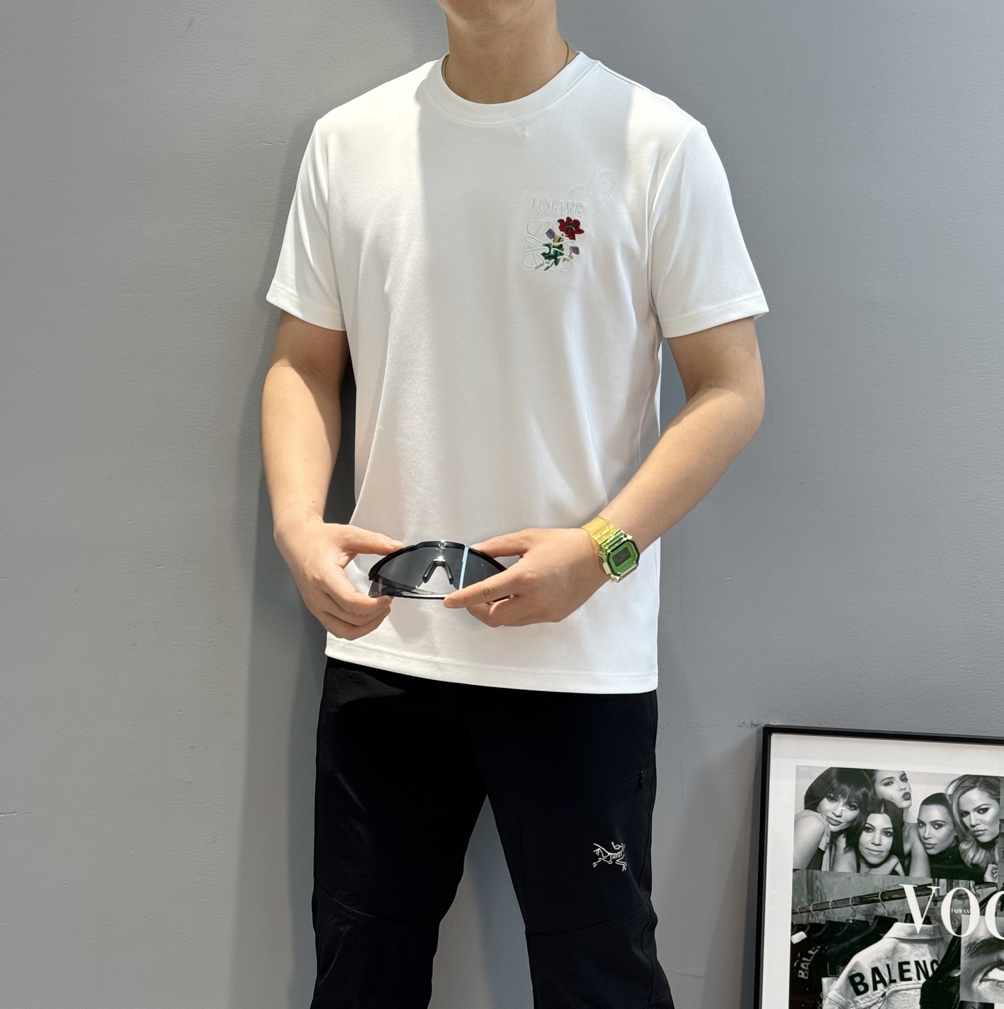 LOEW*E罗意威25s新品莫代尔T恤.原单推荐！新色系.新款绣花品牌图形.简单高级.辨识度颇具鲜明.即