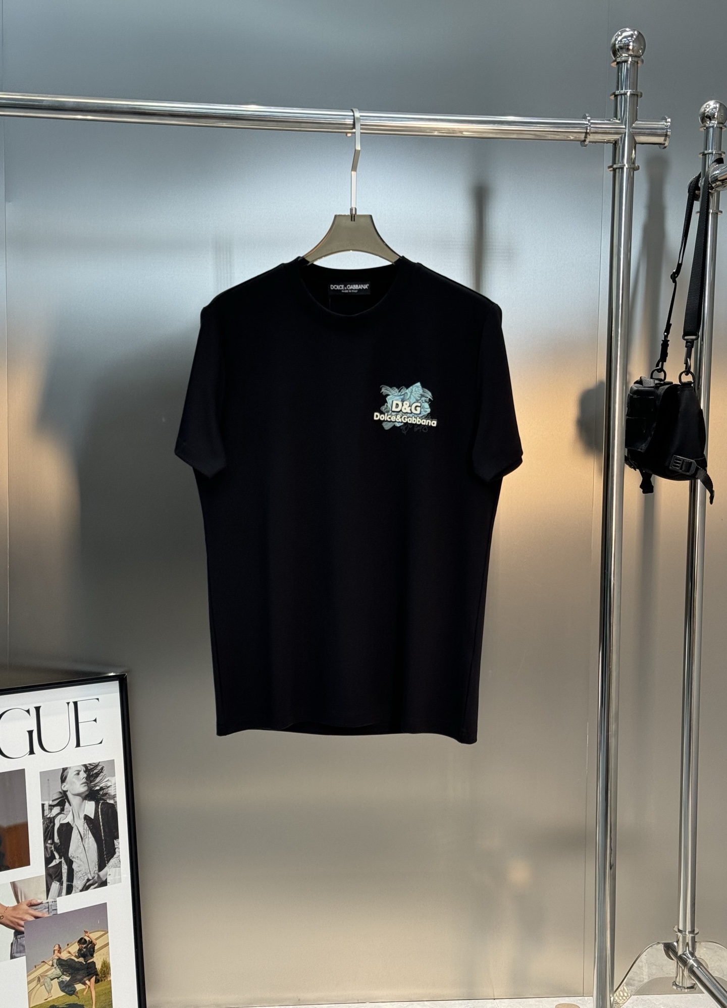 D&G*杜嘉班纳25s新品男士莫代尔圆领短袖.经典基础款推荐！优选300g莫代尔棉.婴儿的触碰感觉，入手