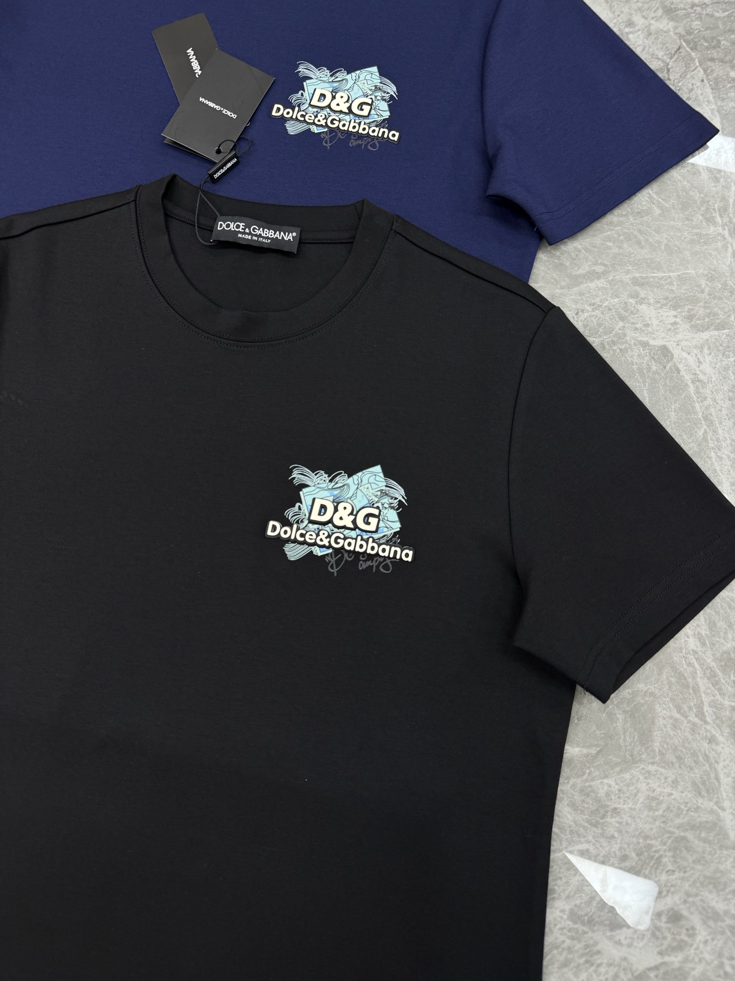 D&G*杜嘉班纳25s新品男士莫代尔圆领短袖.经典基础款推荐！优选300g莫代尔棉.婴儿的触碰感觉，入手