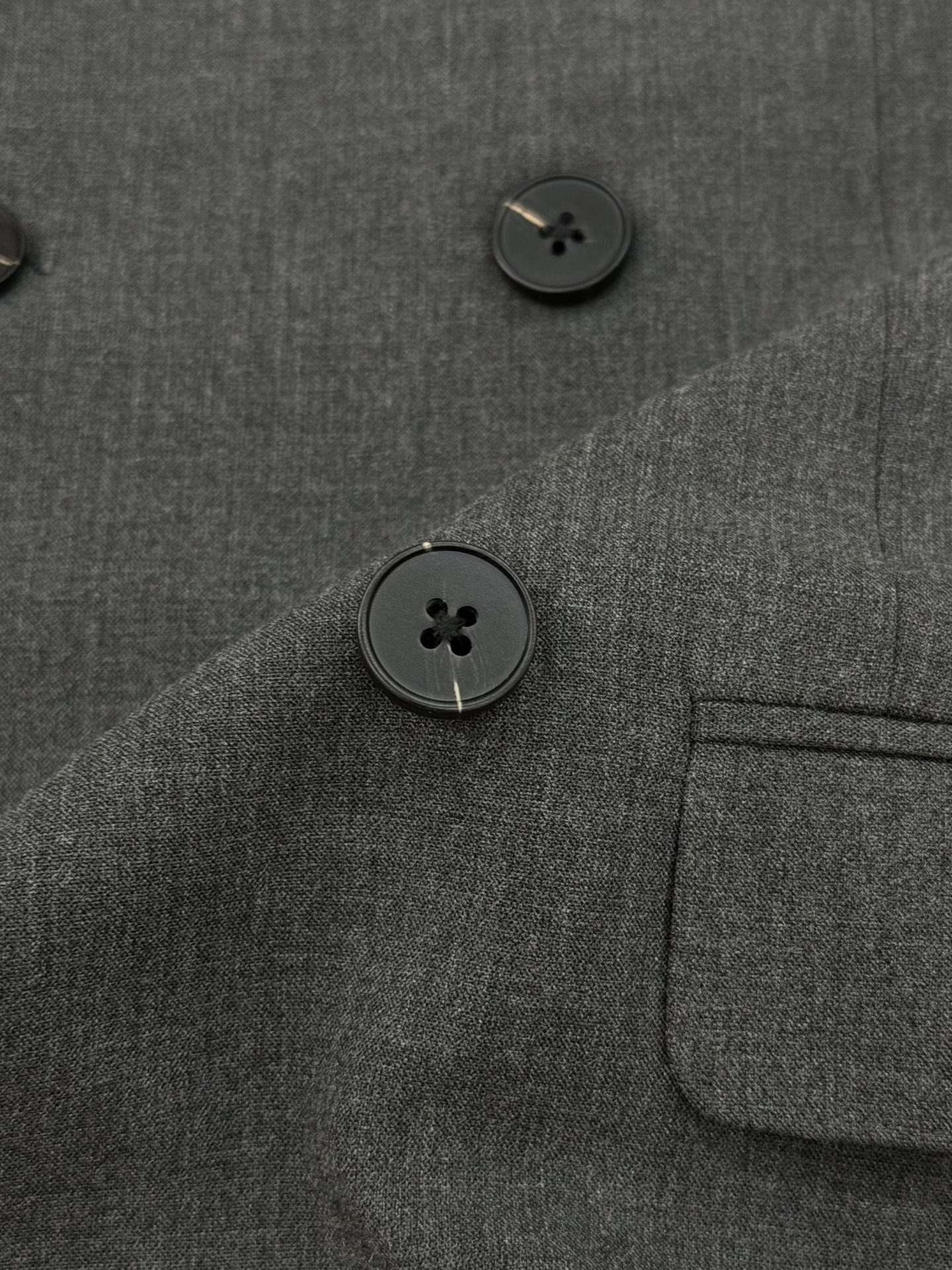 外套PRAD*普拉-达2025s新款男士商务套西！超高端顶尖一线成衣手工系列，西装领域里的佼佼者，世界公