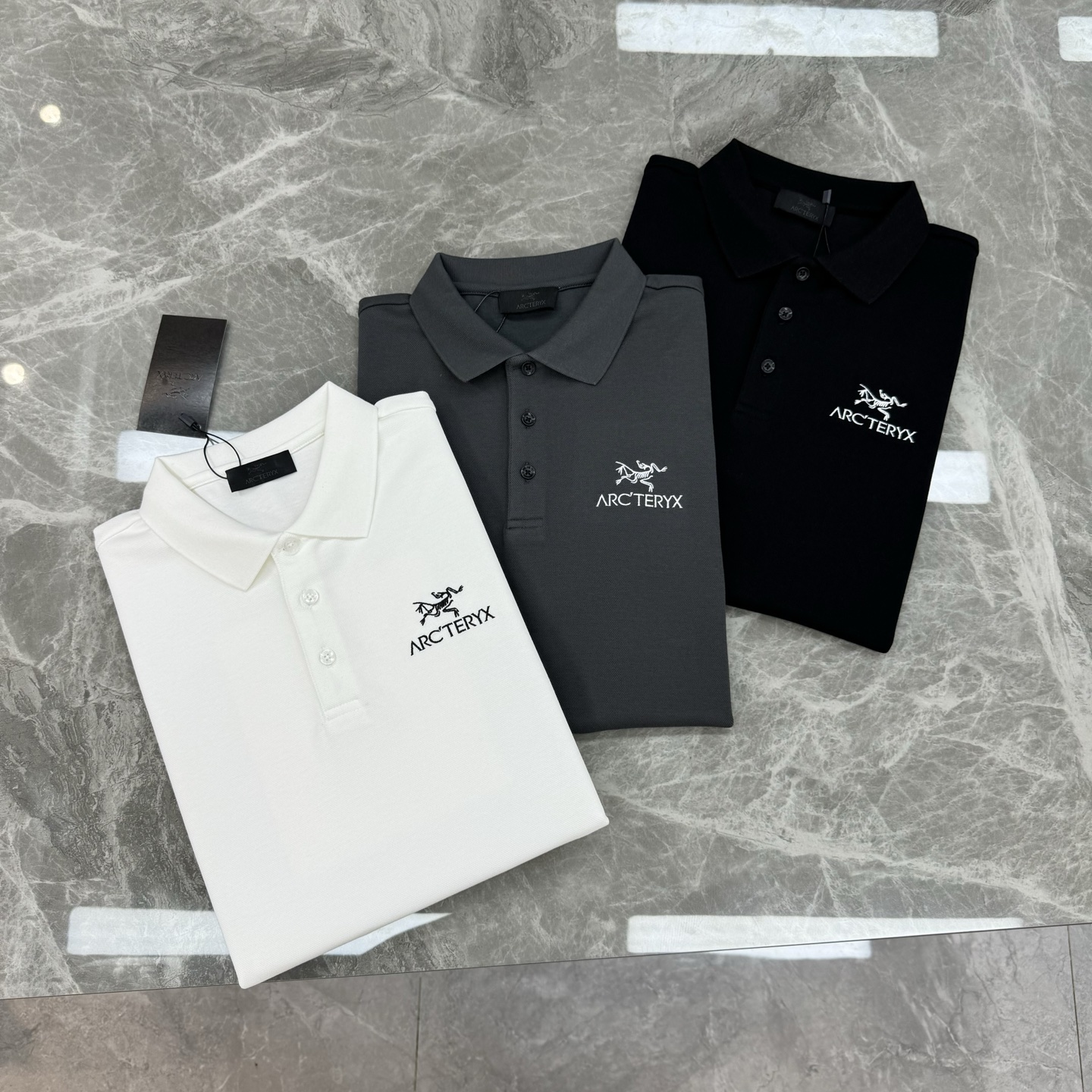 ARC'TERYX始祖-鸟2025新款网眼珠地POLO衫！手感厚实有品质！经典款热卖单品！胸前注入标志性