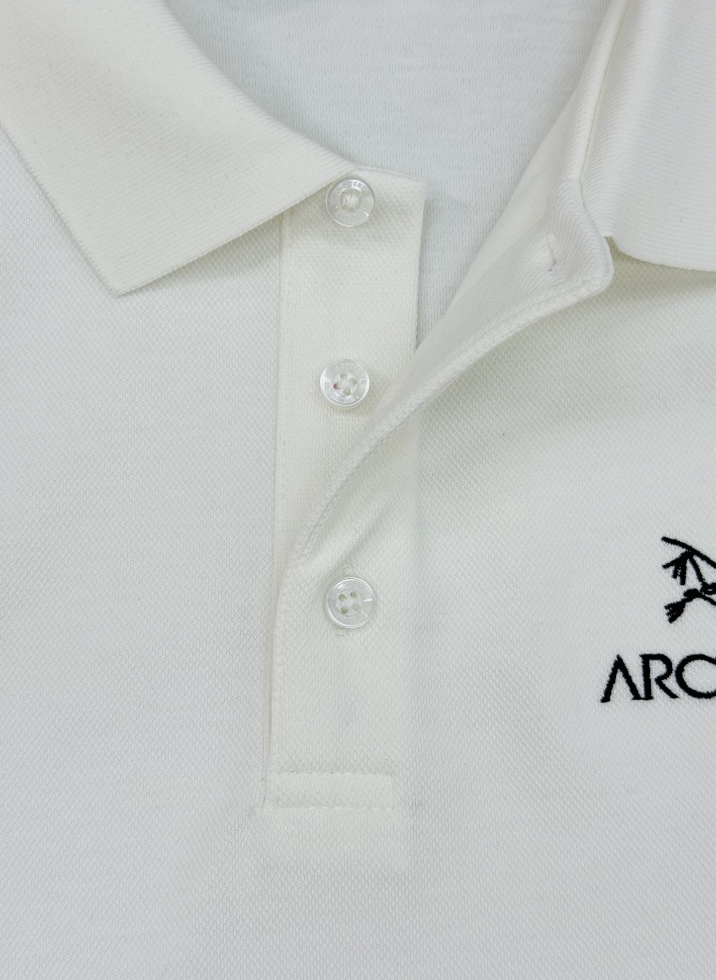 ARC'TERYX始祖-鸟2025新款网眼珠地POLO衫！手感厚实有品质！经典款热卖单品！胸前注入标志性