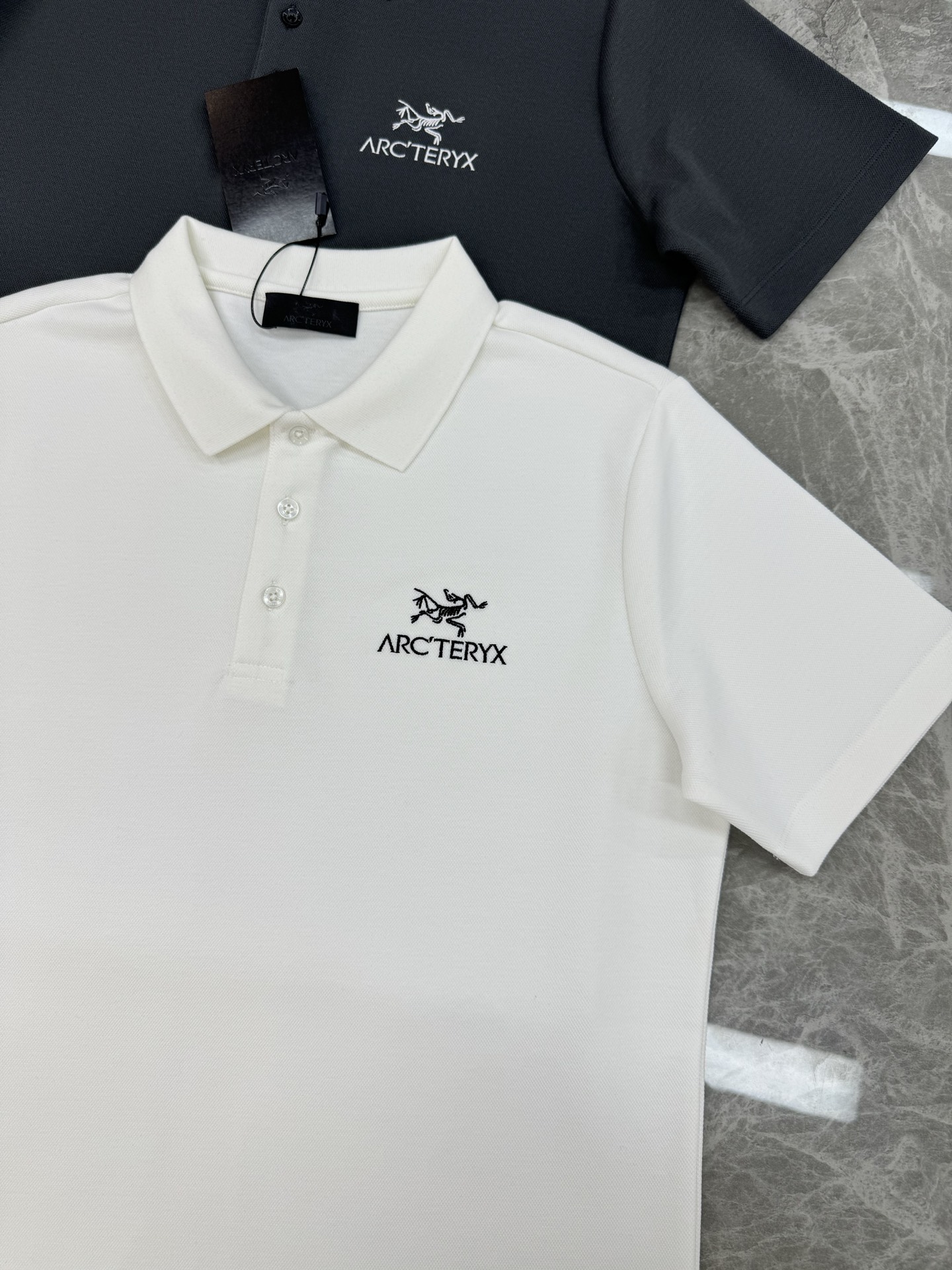 ARC'TERYX始祖-鸟2025新款网眼珠地POLO衫！手感厚实有品质！经典款热卖单品！胸前注入标志性
