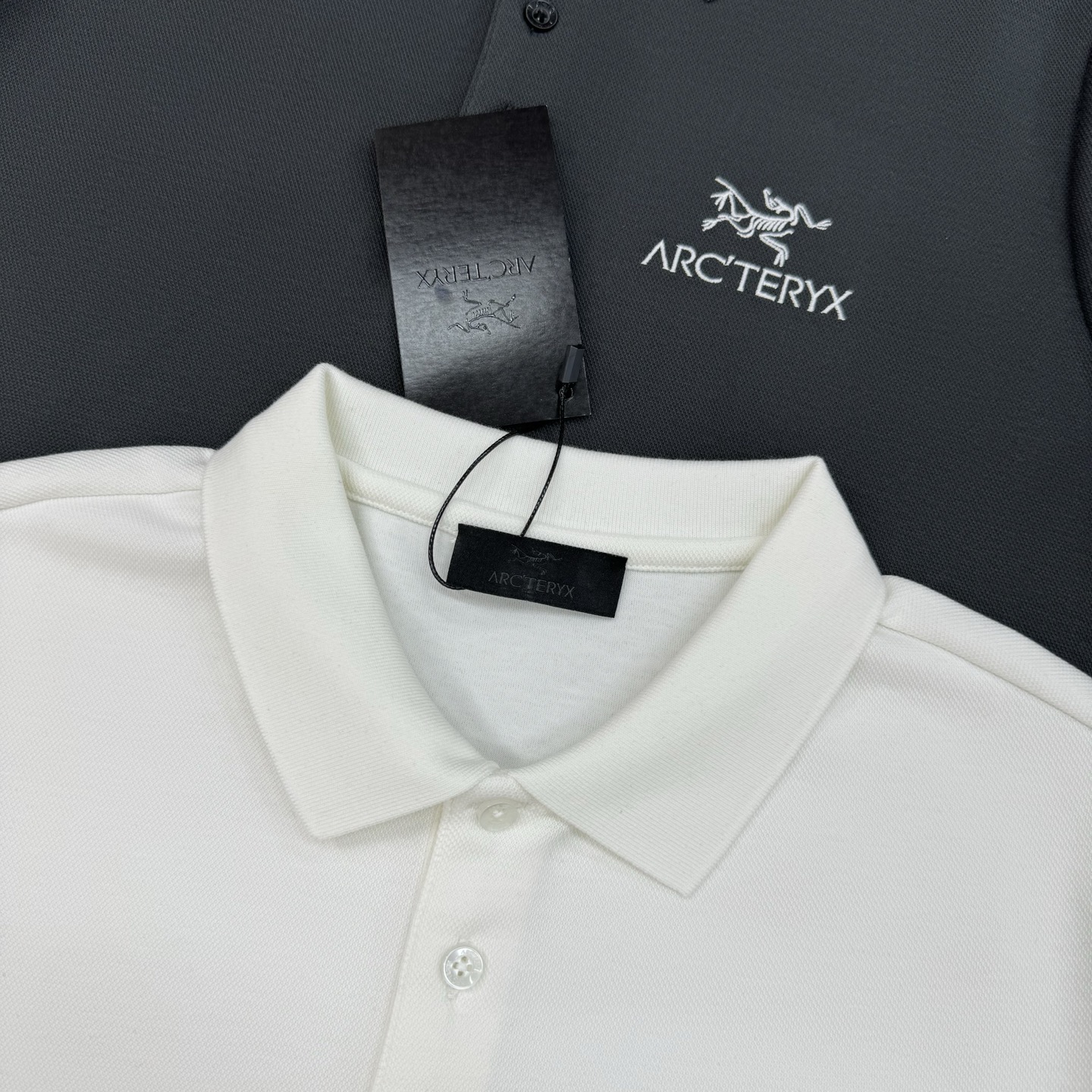 ARC'TERYX始祖-鸟2025新款网眼珠地POLO衫！手感厚实有品质！经典款热卖单品！胸前注入标志性