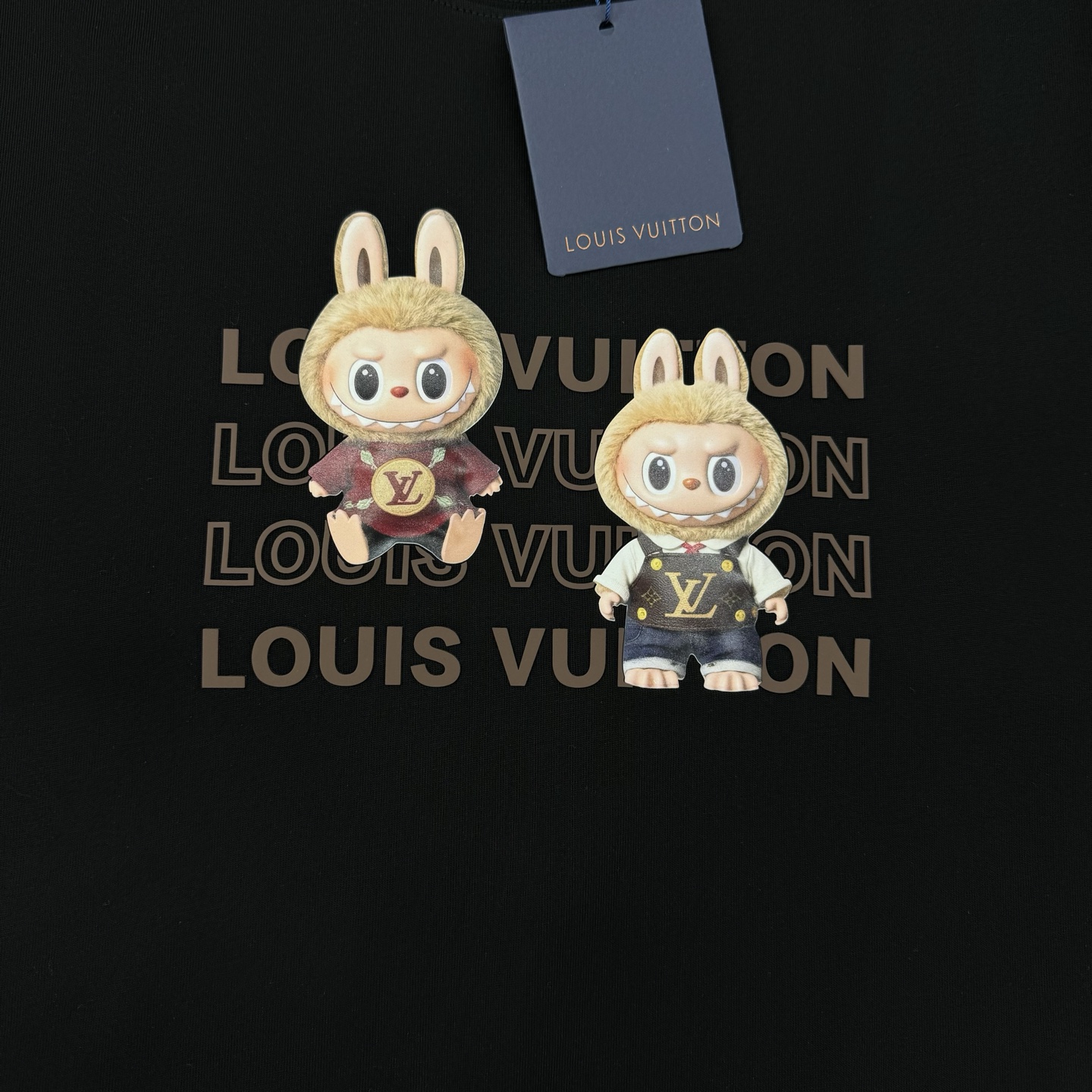 LABUBU 卡通印花‼️驴牌*新品短袖T恤.男女同款！采用280克新疆棉冰感索罗娜面料，通过索罗娜科技