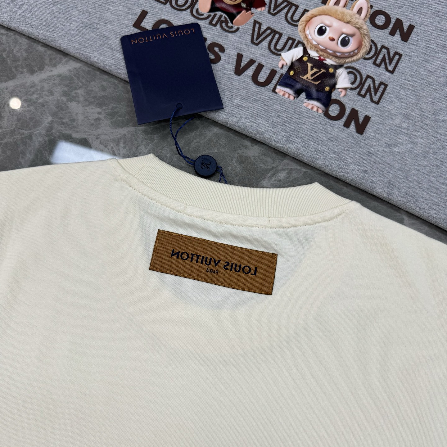 LABUBU 卡通印花‼️驴牌*新品短袖T恤.男女同款！采用280克新疆棉冰感索罗娜面料，通过索罗娜科技