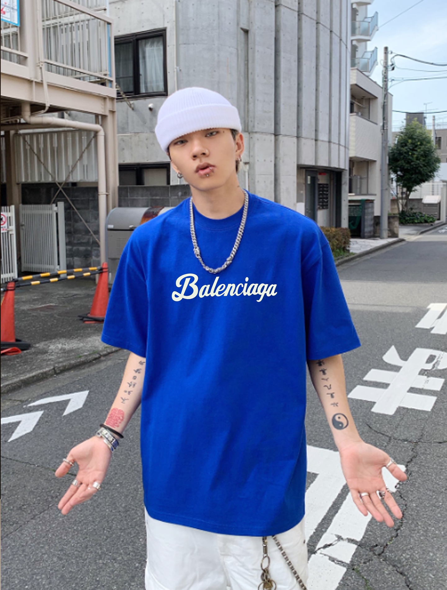 Balenciag*巴黎家25s新款T恤.干净清爽款❤️男女同款！os版型真的很迷人.品牌图形字母烫画设