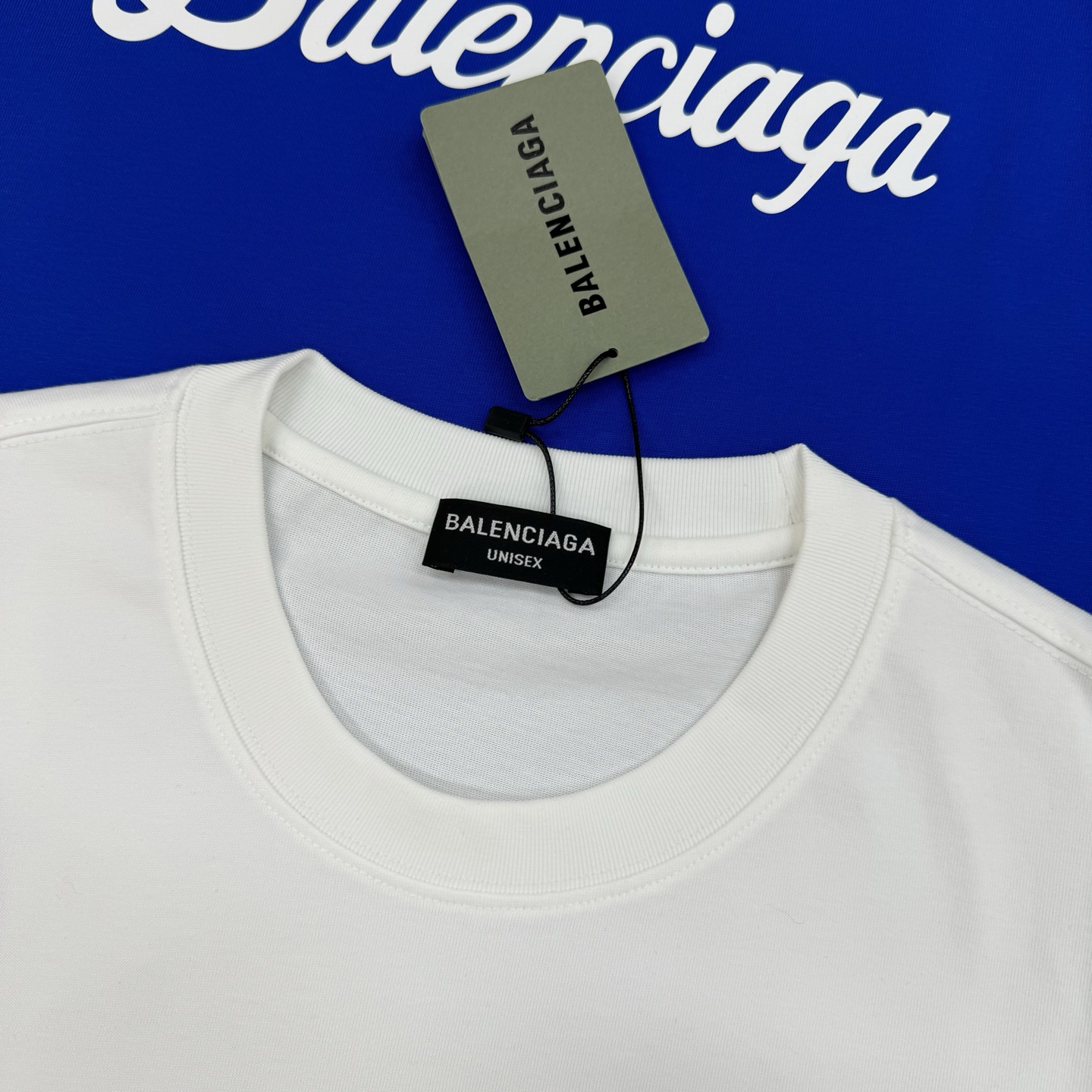 Balenciag*巴黎家25s新款T恤.干净清爽款❤️男女同款！os版型真的很迷人.品牌图形字母烫画设