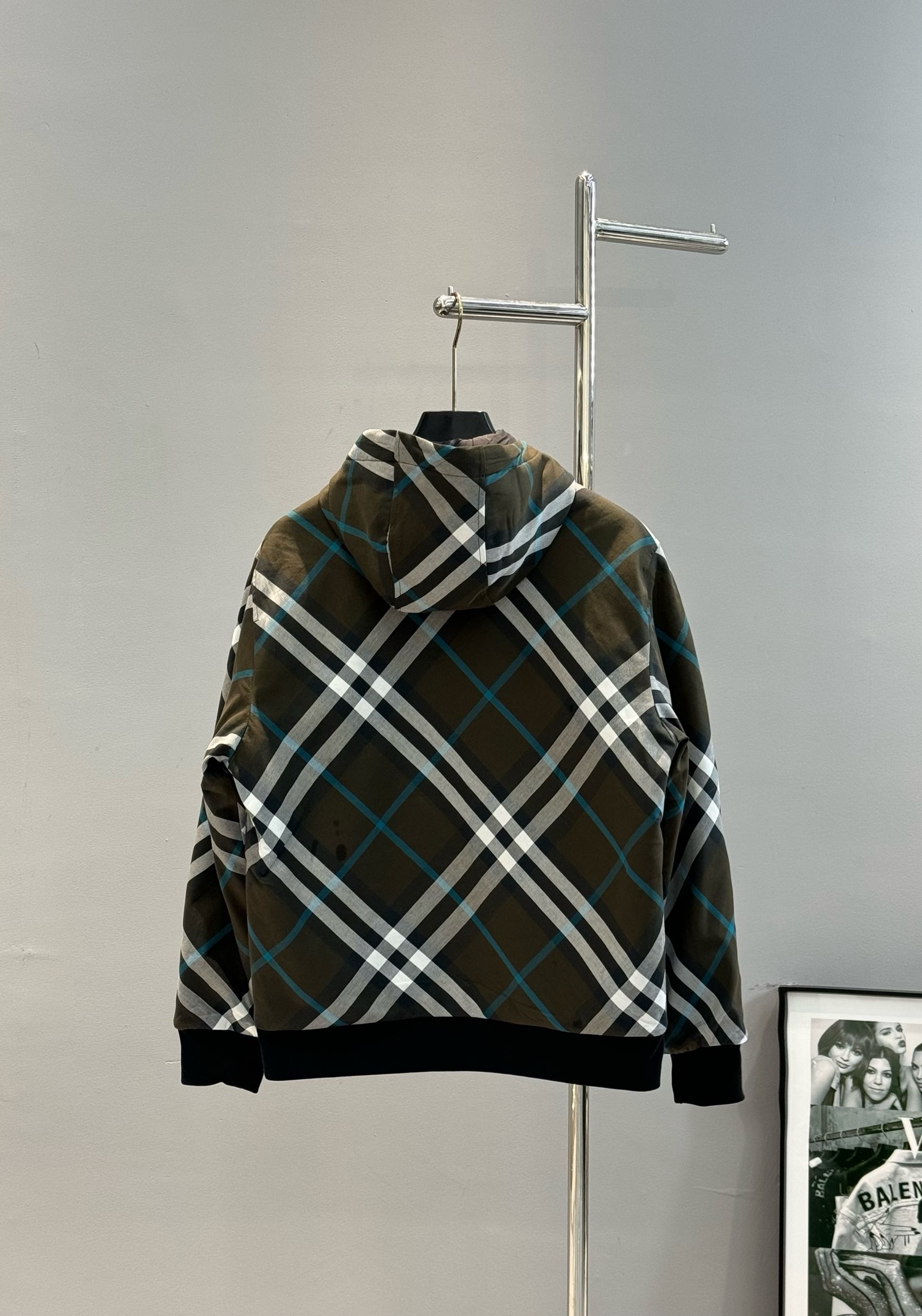 BBR*巴宝莉25s秋冬新品棉服外套！小红书同步.连帽款式.经典格子著称.原版开发1：1还原。精湛的菱形