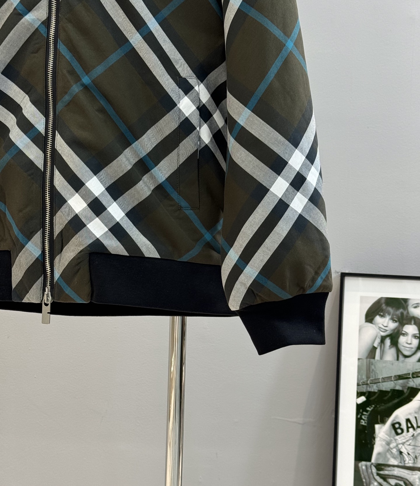 BBR*巴宝莉25s秋冬新品棉服外套！小红书同步.连帽款式.经典格子著称.原版开发1：1还原。精湛的菱形