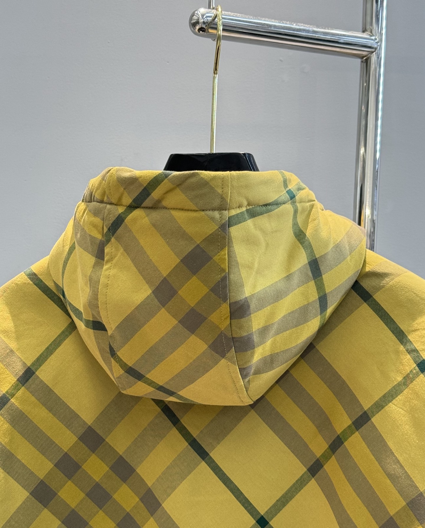 BBR*巴宝莉25s秋冬新品棉服外套！小红书同步.连帽款式.经典格子著称.原版开发1：1还原。精湛的菱形