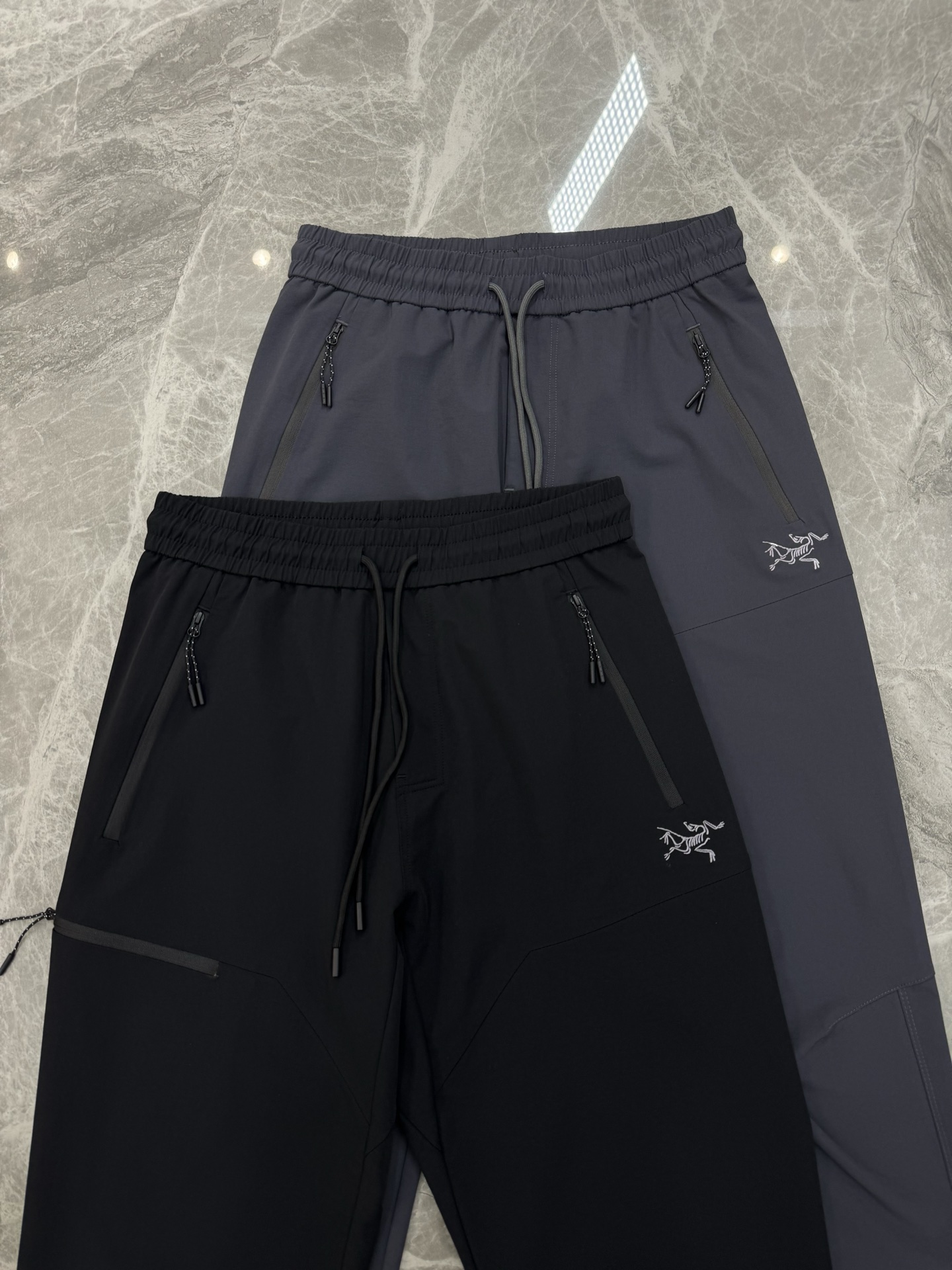 ARC'TERY*始祖-鸟25s新品男士户外运动休闲裤！！刺绣🪡工艺高端品质原单推荐！无比经典，客供防水