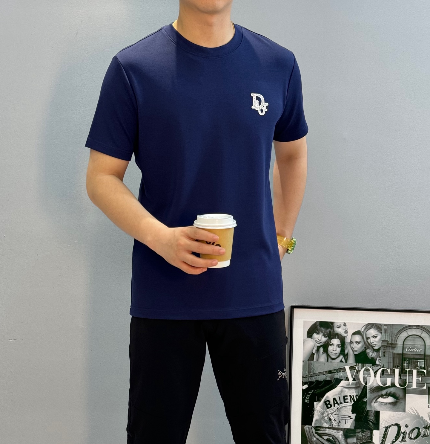 Dio*r迪-奥25s新款莫代尔T恤.基础款推荐！高级3D立体经典dior字母标识.精致立体.高感满满～