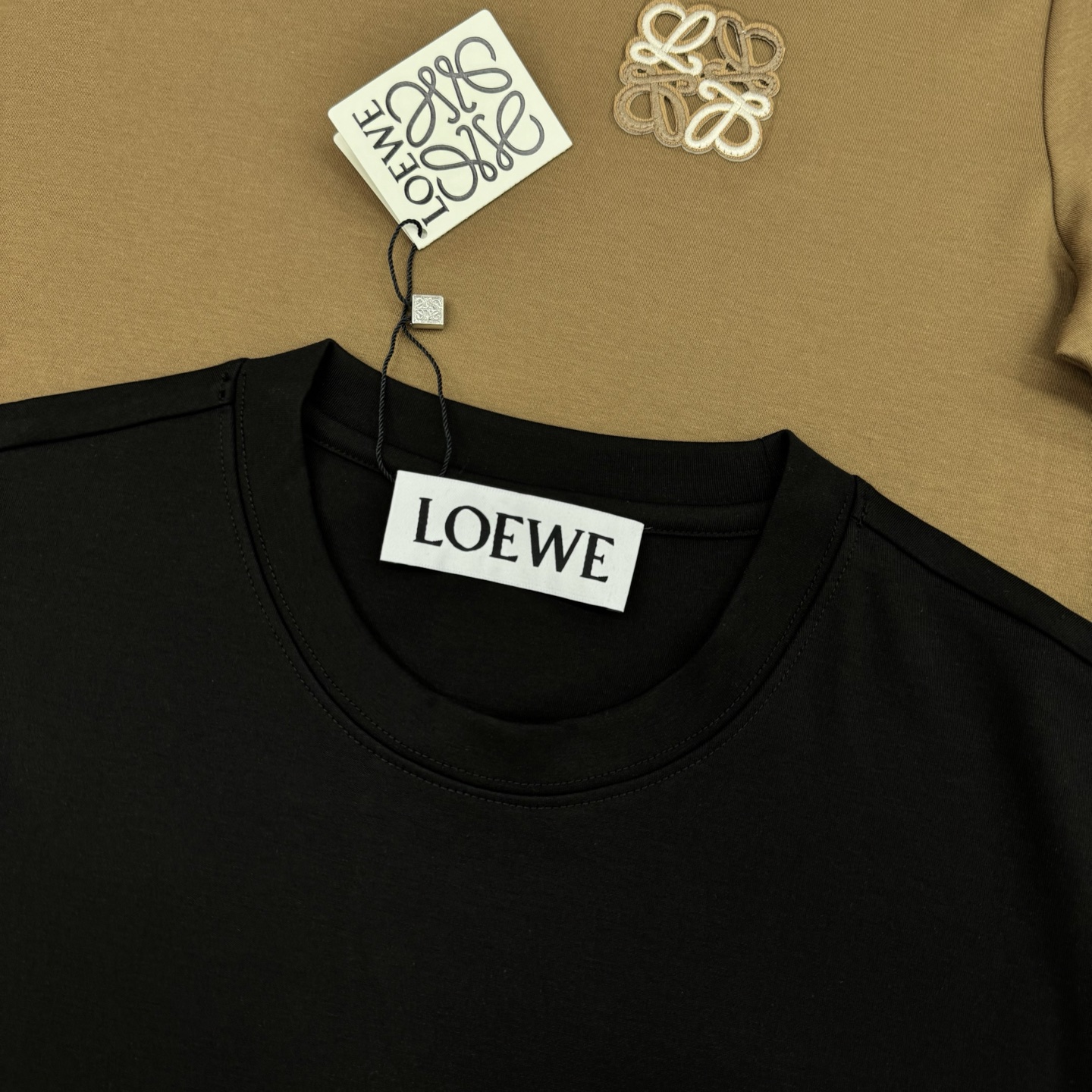 LOEW*E罗意威25s新品莫代尔T恤.基础款推荐！新色系.新款绣花品牌图形.简单高级.辨识度颇具鲜明.