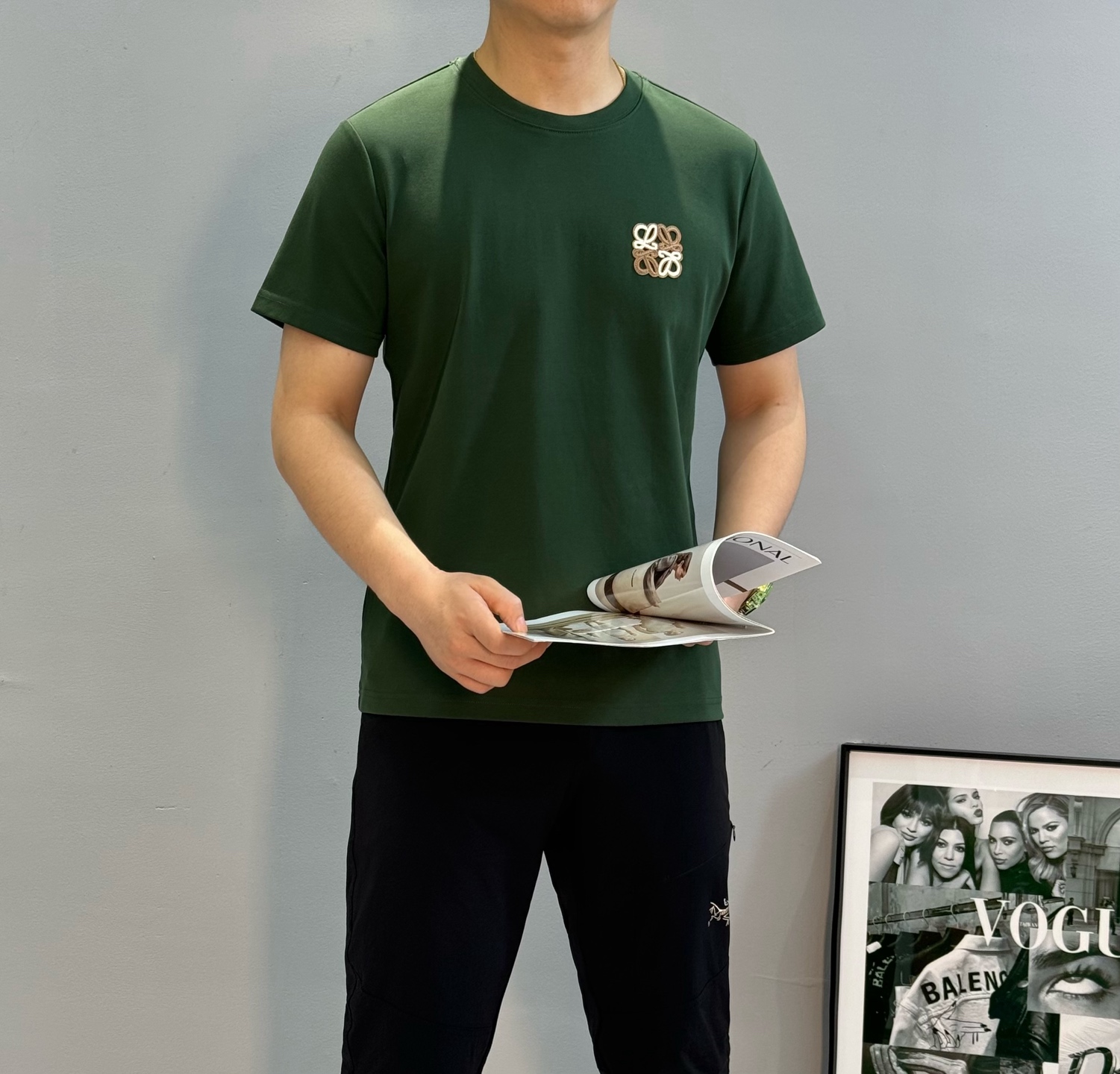 LOEW*E罗意威25s新品莫代尔T恤.基础款推荐！新色系.新款绣花品牌图形.简单高级.辨识度颇具鲜明.