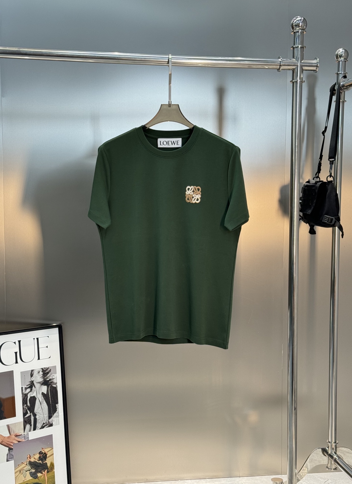 LOEW*E罗意威25s新品莫代尔T恤.基础款推荐！新色系.新款绣花品牌图形.简单高级.辨识度颇具鲜明.