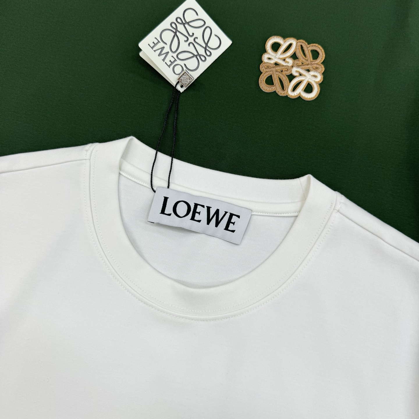 LOEW*E罗意威25s新品莫代尔T恤.基础款推荐！新色系.新款绣花品牌图形.简单高级.辨识度颇具鲜明.