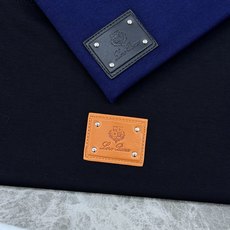 Loro Piana诺悠翩雅* 2025s新款莫代尔T恤.经典lP🆕标识.3D立体定制皮标.质感品质呈现 Loro Piana诺悠翩雅* 2025s新款莫代尔T恤.经典lP🆕标识.3D立体定制皮标.质感品质呈现