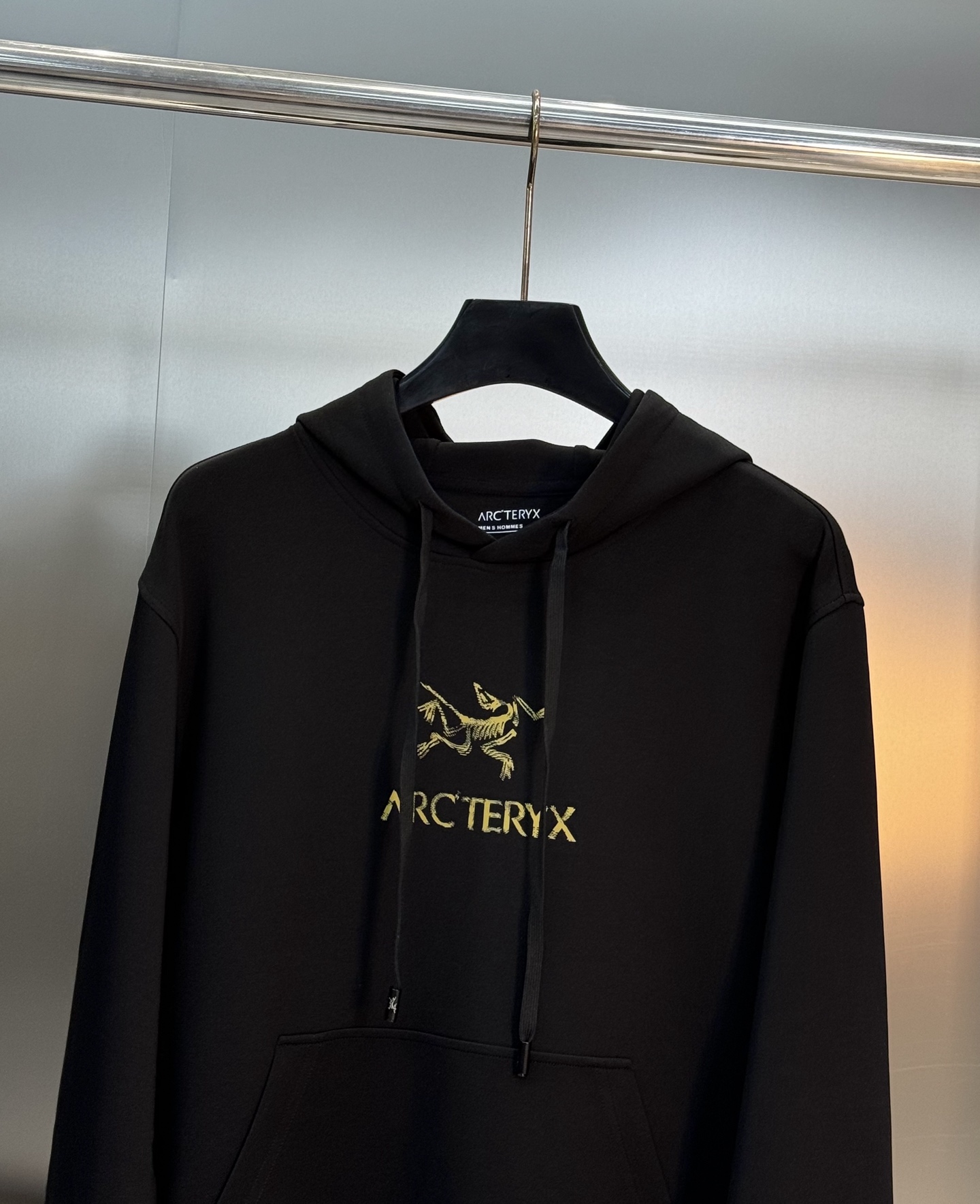 ARC'TERY*始祖鸟25s新品连帽卫衣.运动休闲随意搭配.采用2025新款棉莫面料，亲肤舒适.抗皱不