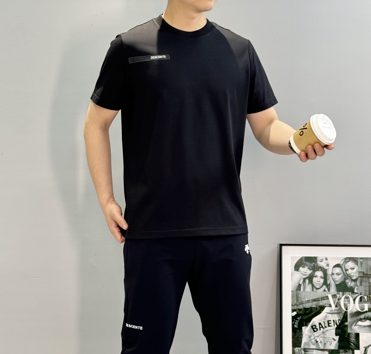 DESCENT*迪桑-特25s新品T恤.纯色系推荐！胸口经典标识.袖口定制原版硅胶立体设计.简单高级.面