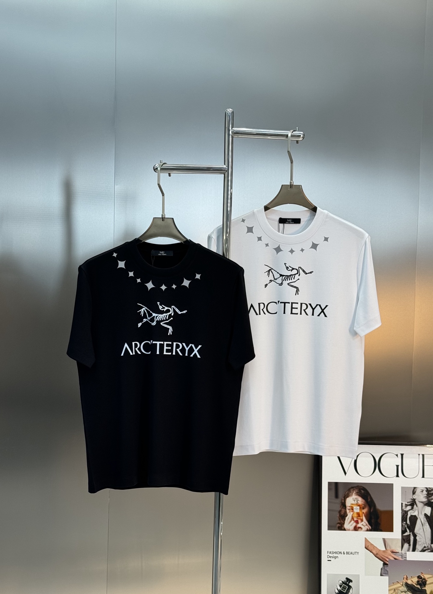 ARC'TERY*始祖-鸟25s新款莫代尔T恤.优选280g莫代尔棉质面料，柔软舒适.裁剪工艺到位没有任