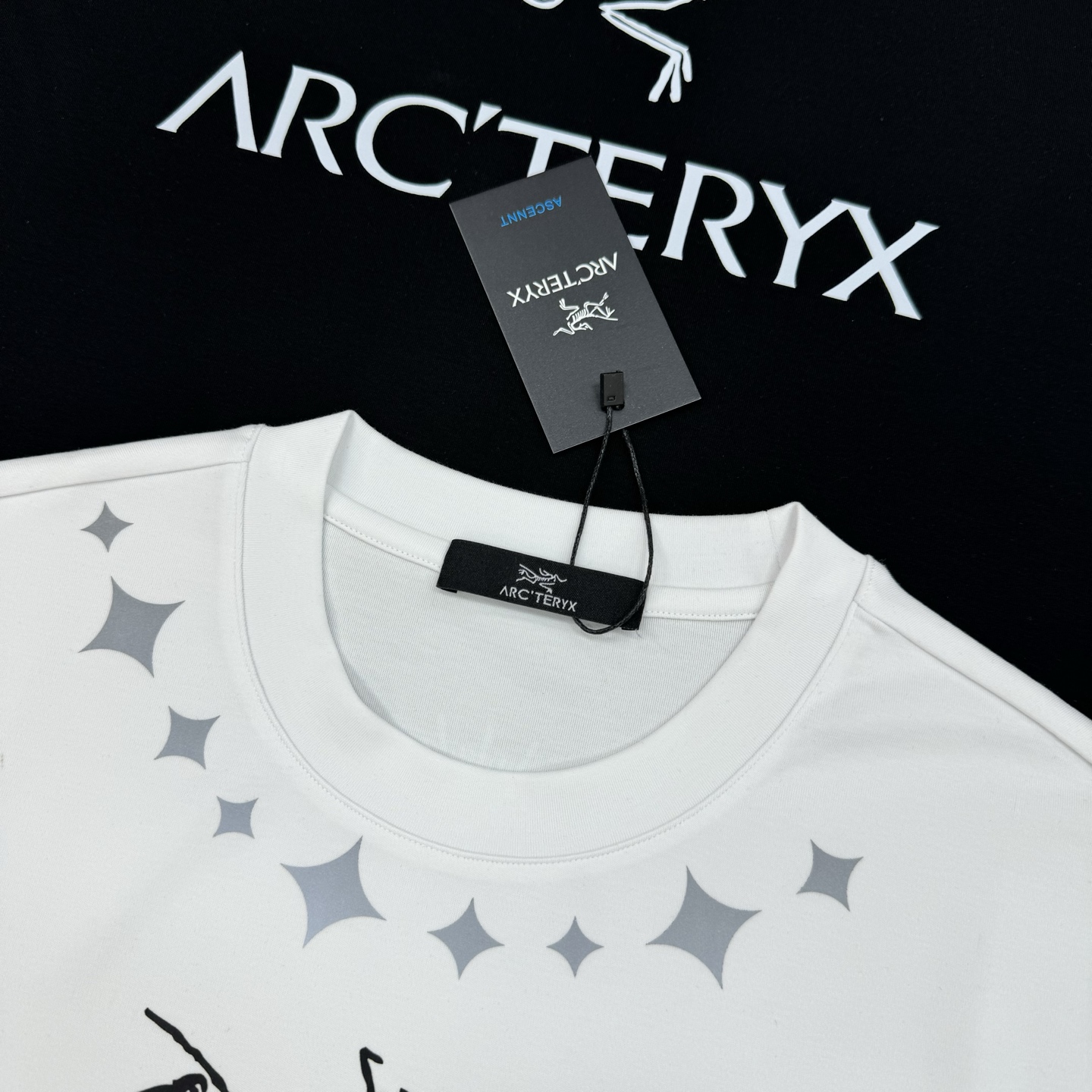 ARC'TERY*始祖-鸟25s新款莫代尔T恤.优选280g莫代尔棉质面料，柔软舒适.裁剪工艺到位没有任