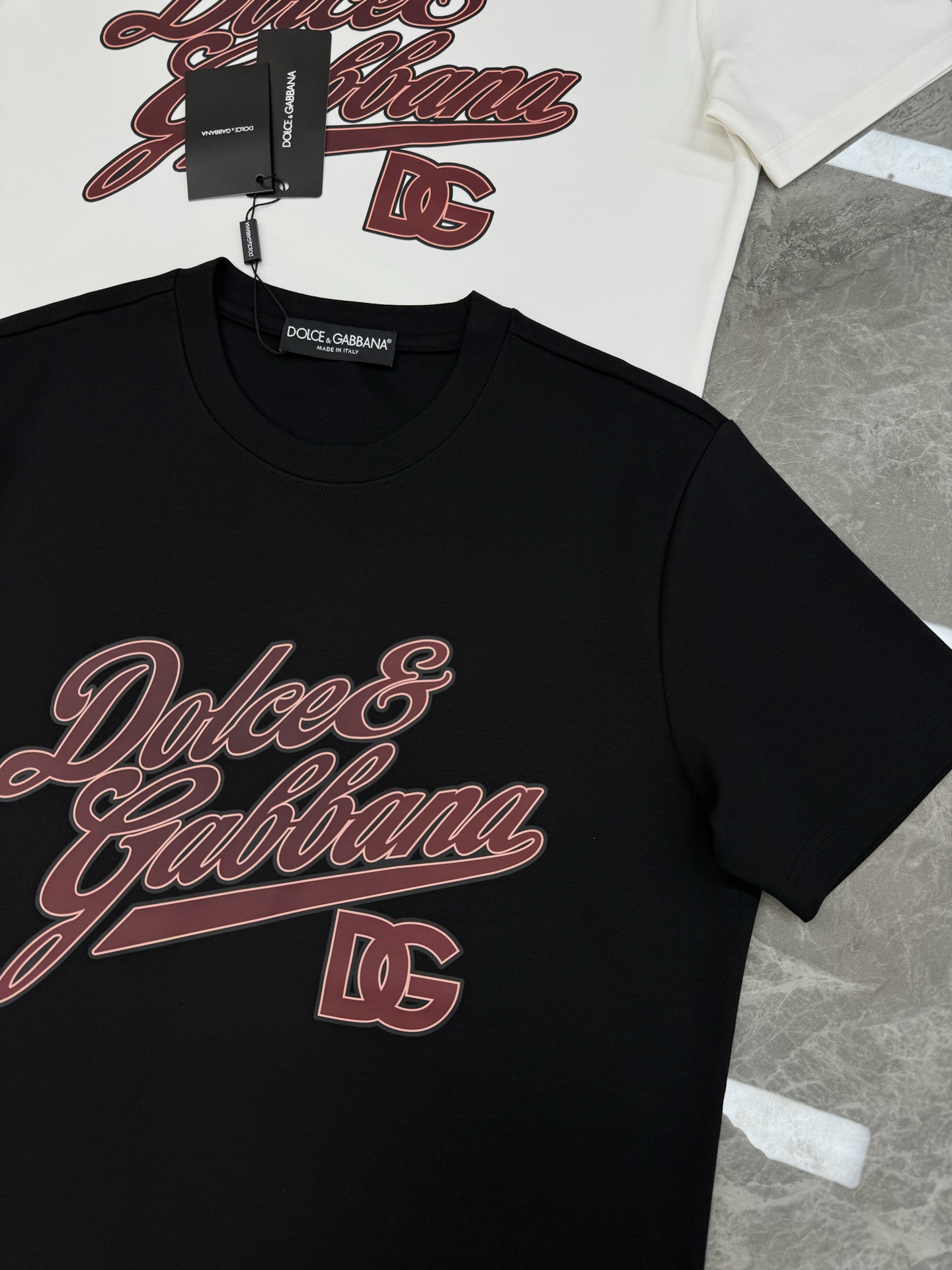 D&G*杜嘉班-纳25s新款莫代尔T恤.经典推荐！优选300g莫代尔棉.婴儿的触碰感觉，入手必定回购！！