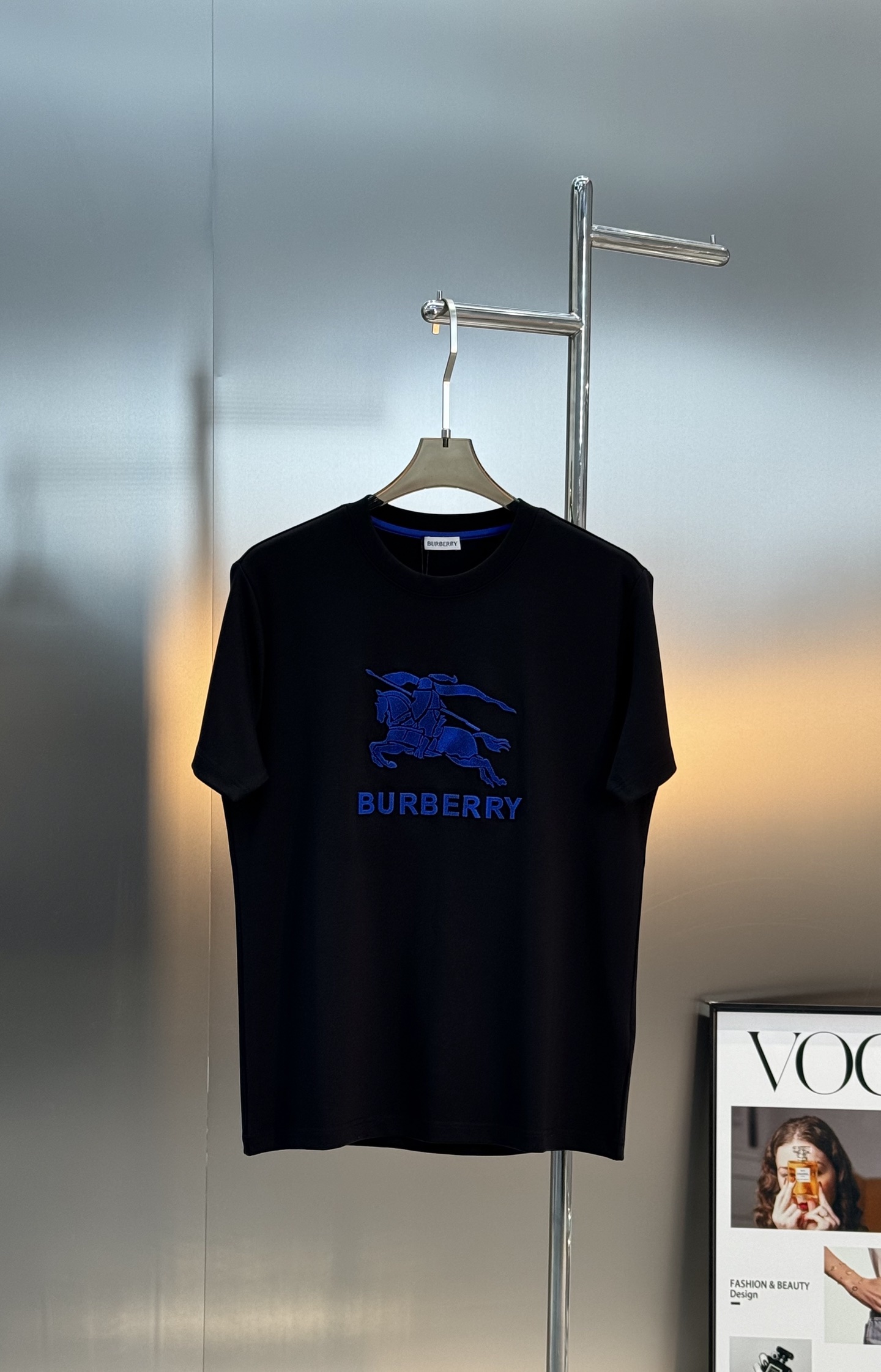 BBR*巴宝-莉2025s新品短袖T恤，重工立体牙刷绣.高逼格工艺.战马造型立体感满满.上身帅气时尚，简