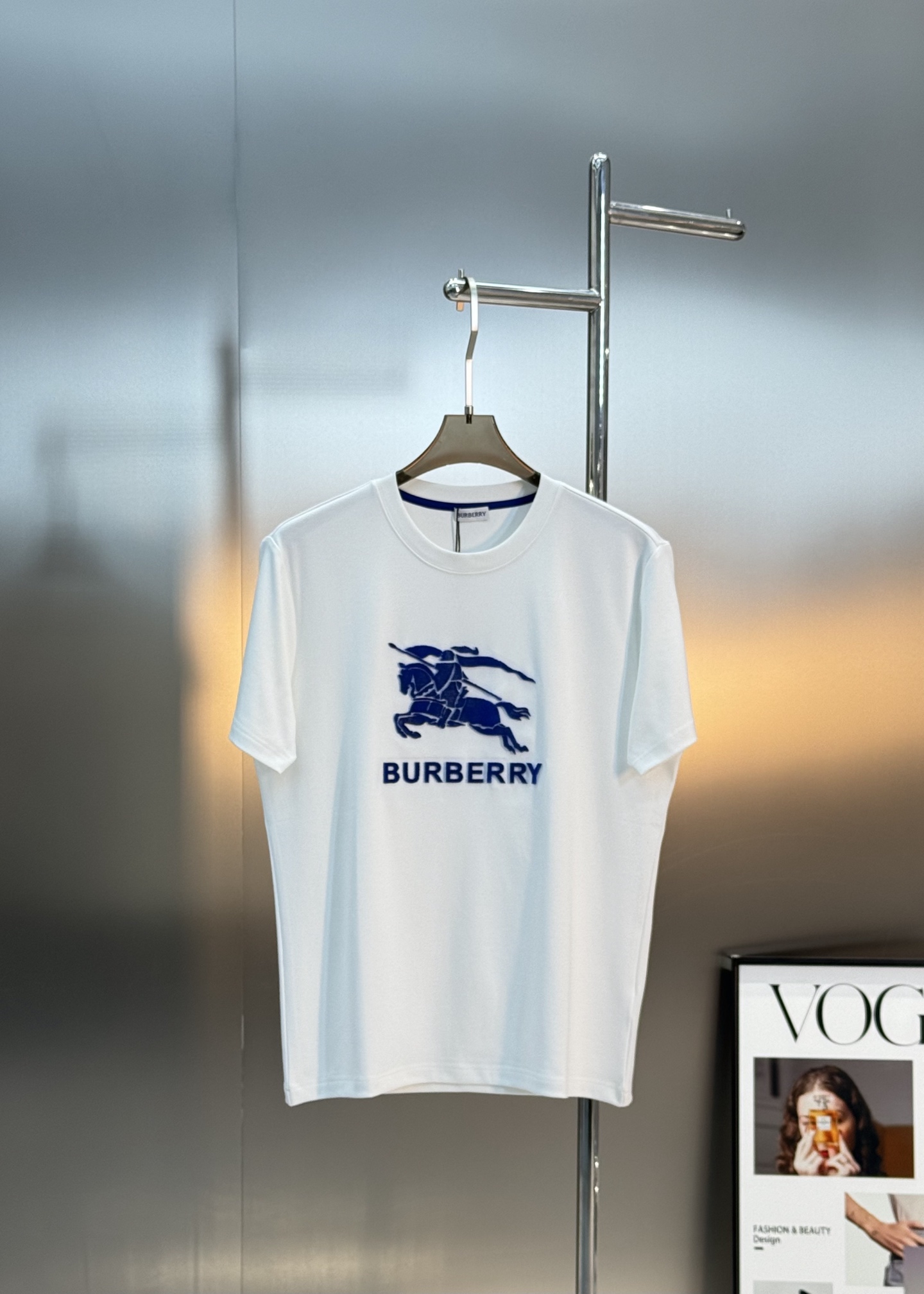 BBR*巴宝-莉2025s新品短袖T恤，重工立体牙刷绣.高逼格工艺.战马造型立体感满满.上身帅气时尚，简