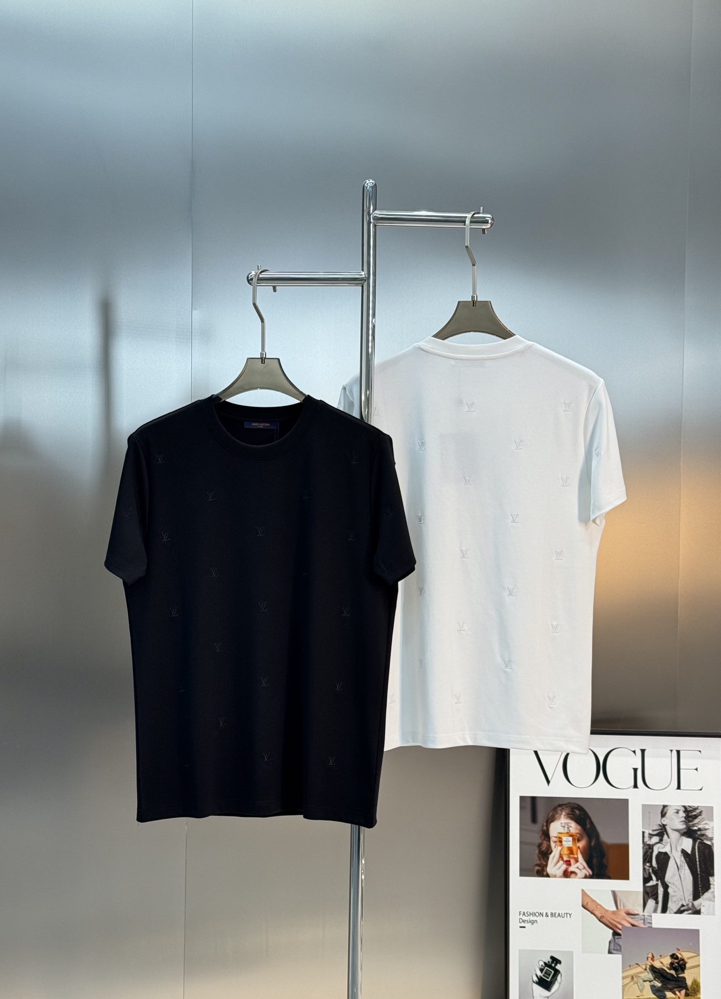 驴牌*25s新款莫代尔短袖T恤.满身重工3D字母绣花.本色绣花简单高级！高克重300g莫代尔棉.胸口老花