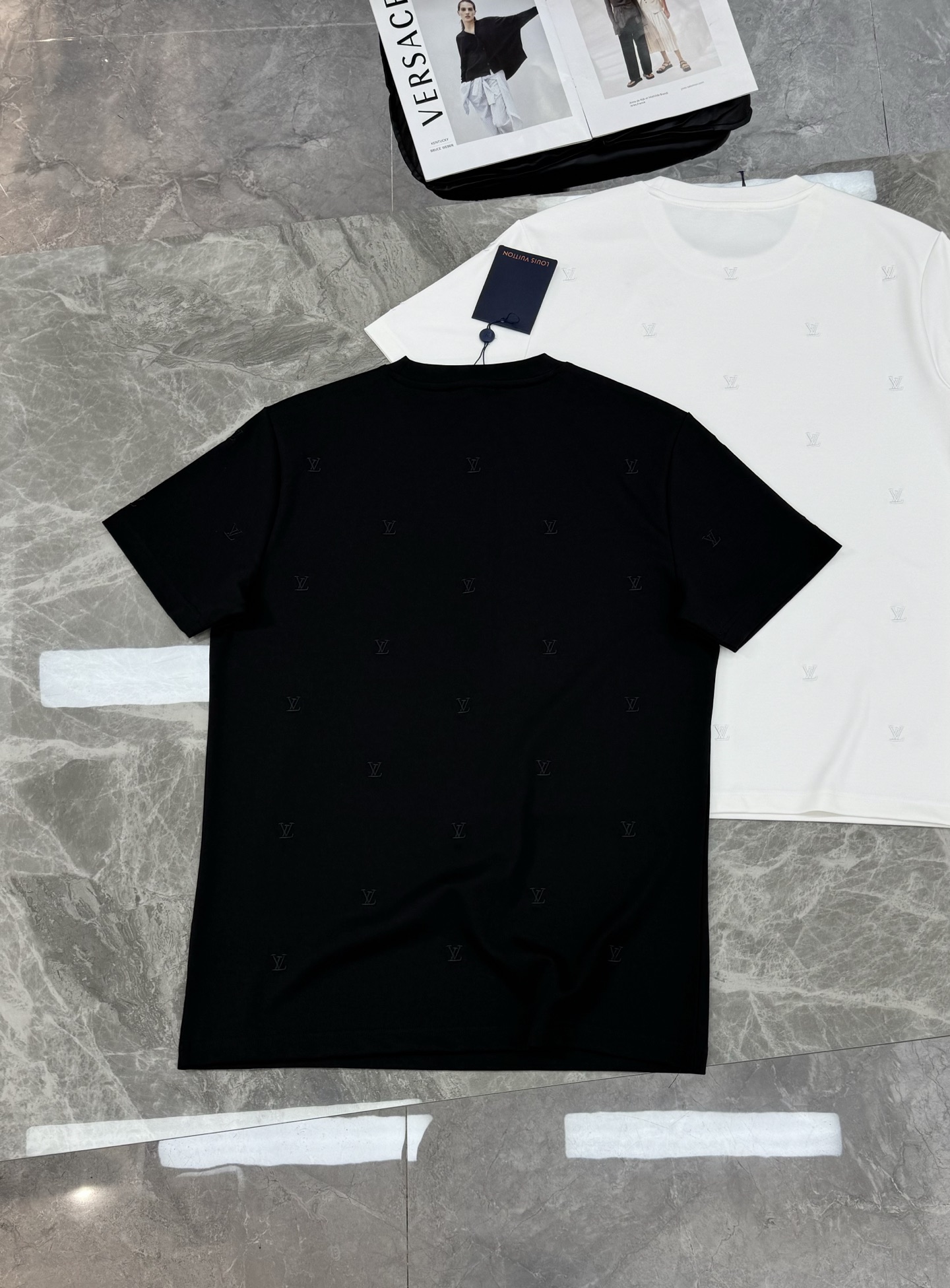 驴牌*25s新款莫代尔短袖T恤.满身重工3D字母绣花.本色绣花简单高级！高克重300g莫代尔棉.胸口老花