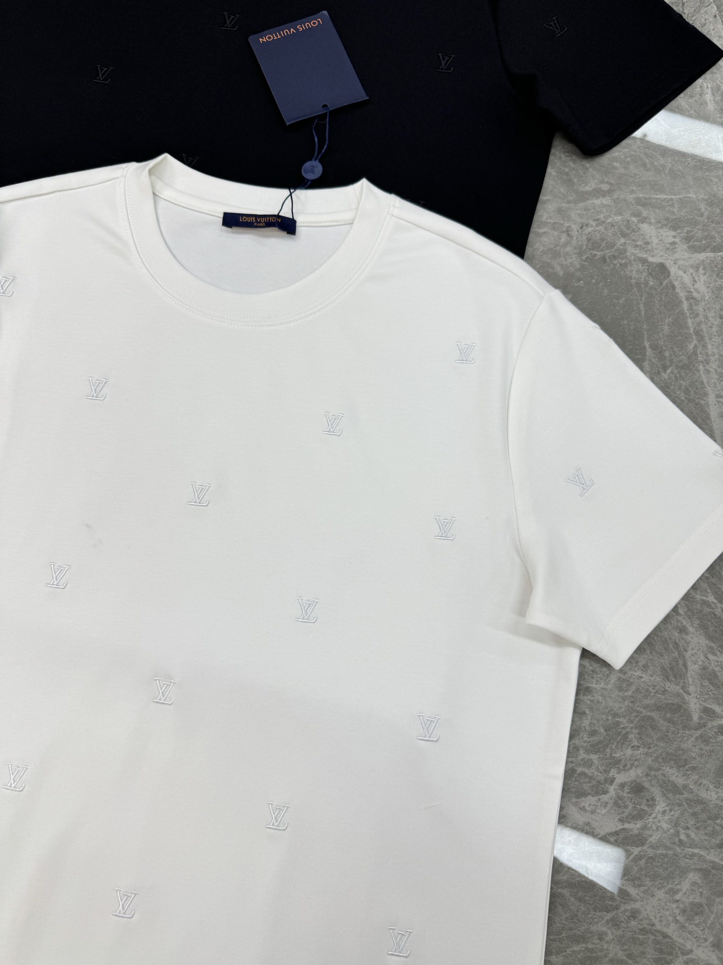 驴牌*25s新款莫代尔短袖T恤.满身重工3D字母绣花.本色绣花简单高级！高克重300g莫代尔棉.胸口老花