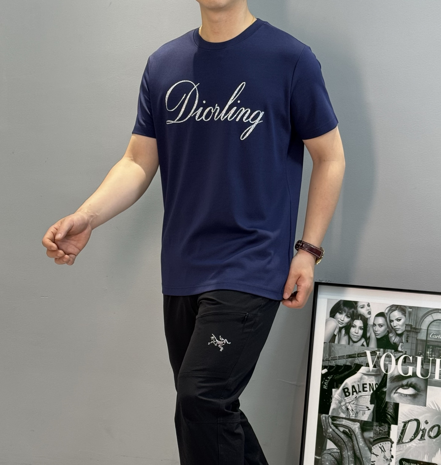 Dior迪奥25s新款莫代尔T恤.签名款.胸前经典字母3D立体烫画设计.减龄耐看！简单高级.辨识度颇具鲜