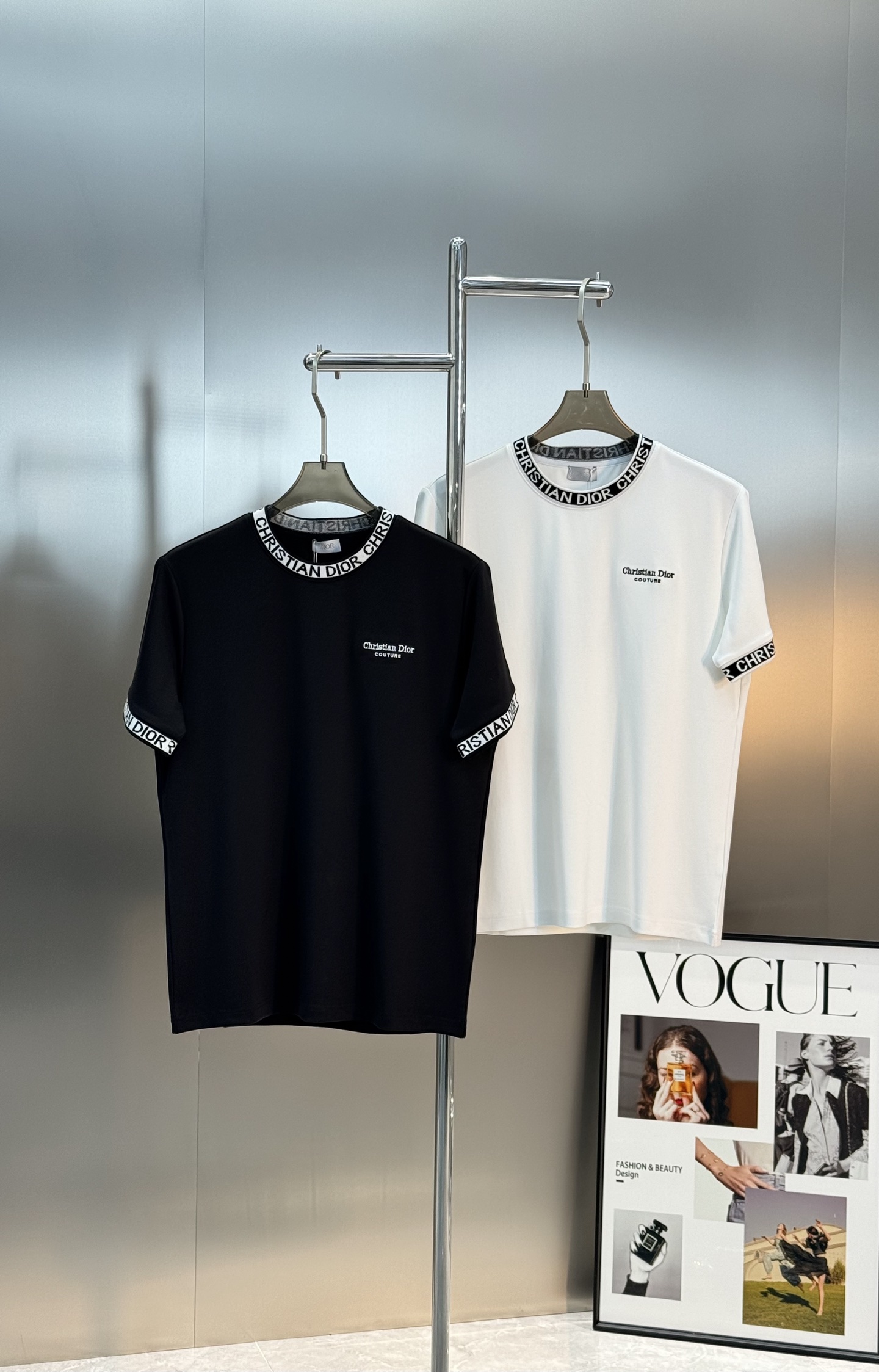 迪奥（Christian Dior） 25s男士莫代尔圆领短袖.原单推荐！优选300g莫代尔棉.婴儿的触