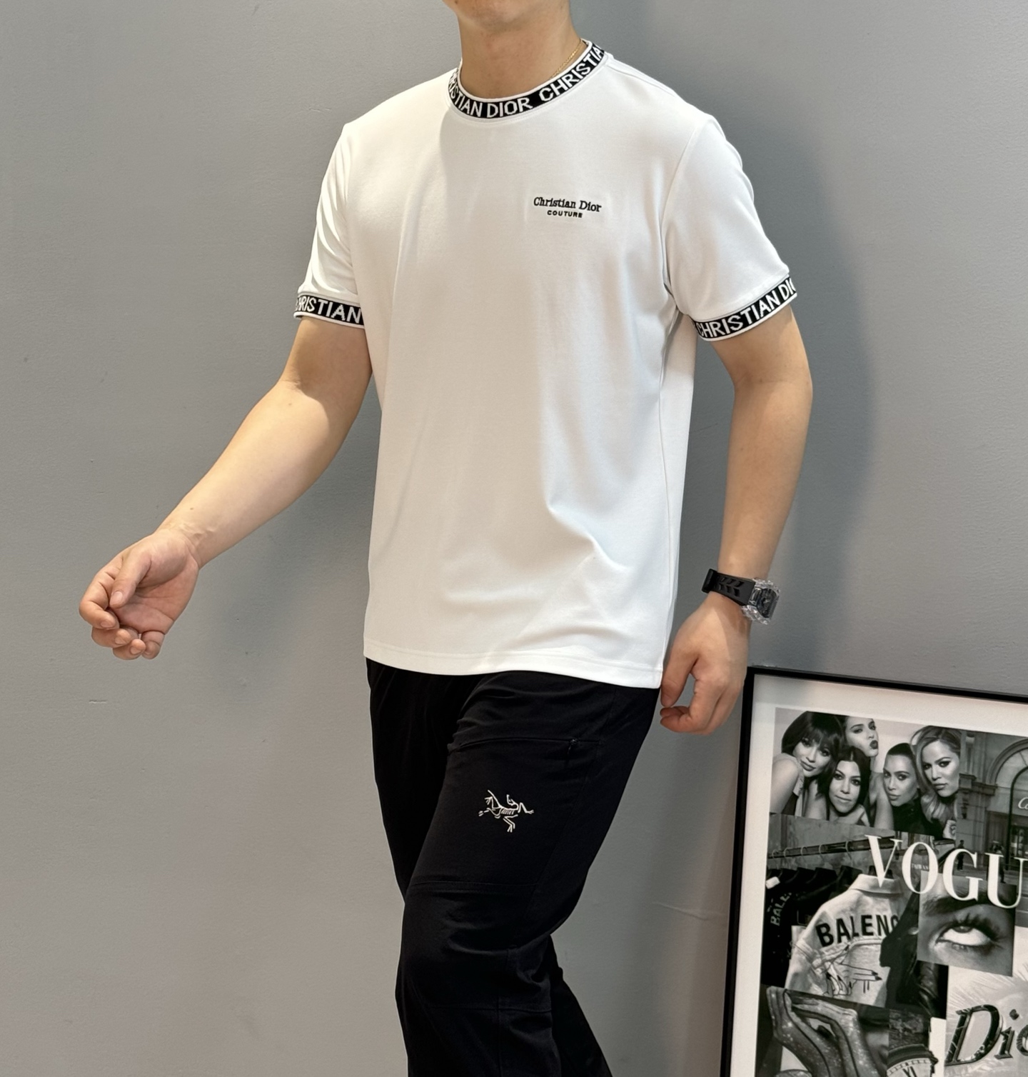 迪奥（Christian Dior） 25s男士莫代尔圆领短袖.原单推荐！优选300g莫代尔棉.婴儿的触