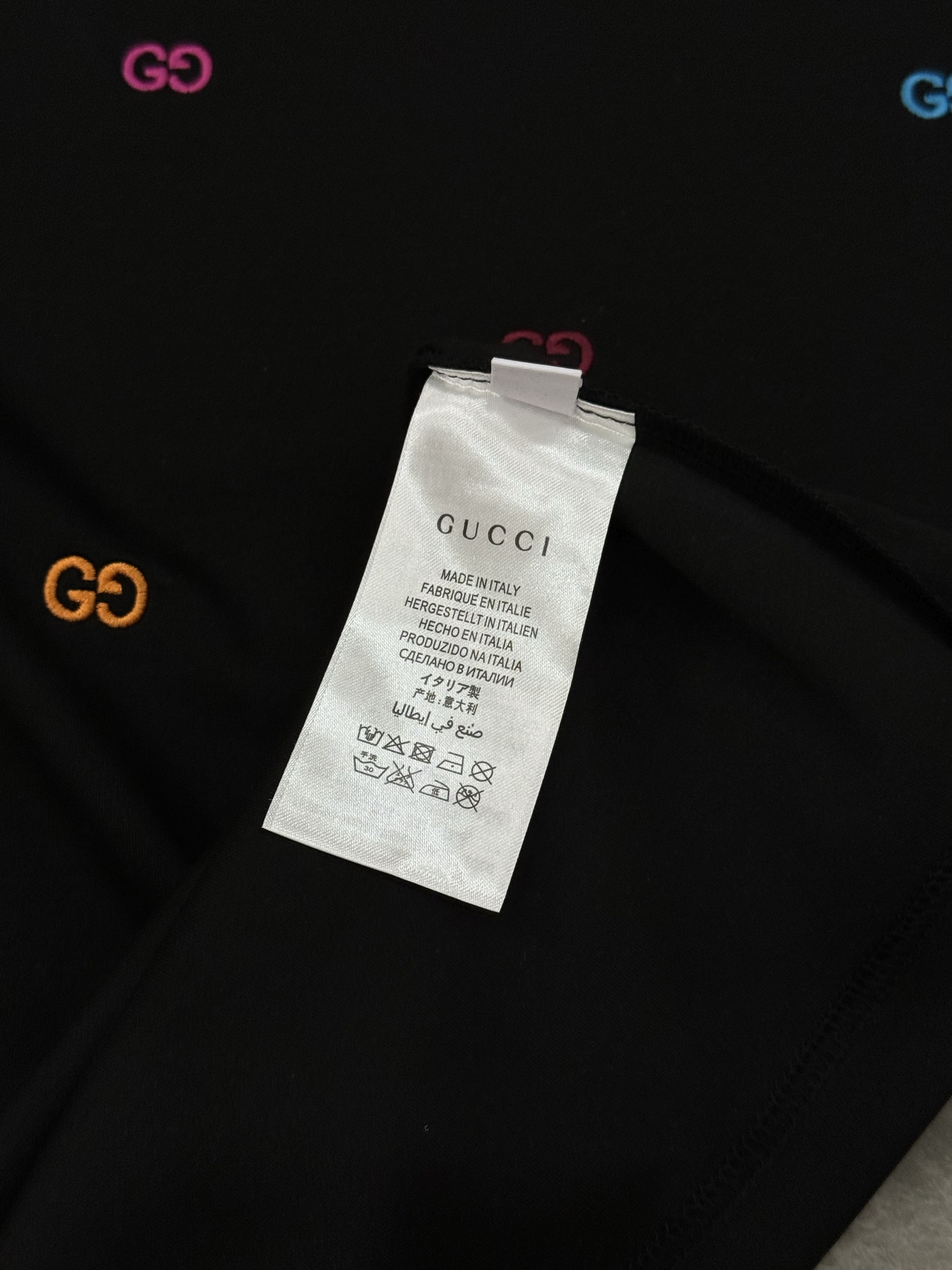 Gucci古奇25s新款莫代尔短袖T恤.满身重工3D字母绣花.糖果色彩绣花突出品牌字母设计.高克重300