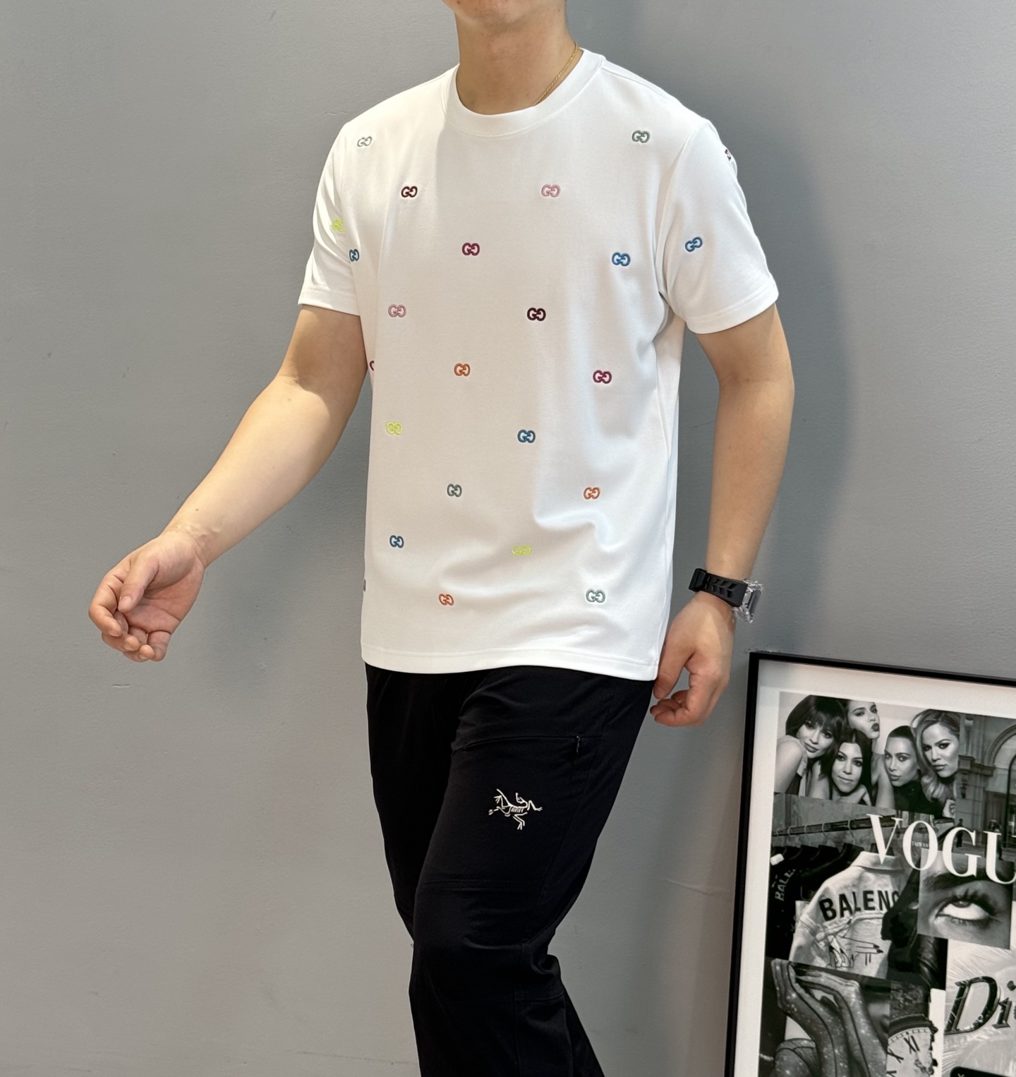 Gucci古奇25s新款莫代尔短袖T恤.满身重工3D字母绣花.糖果色彩绣花突出品牌字母设计.高克重300